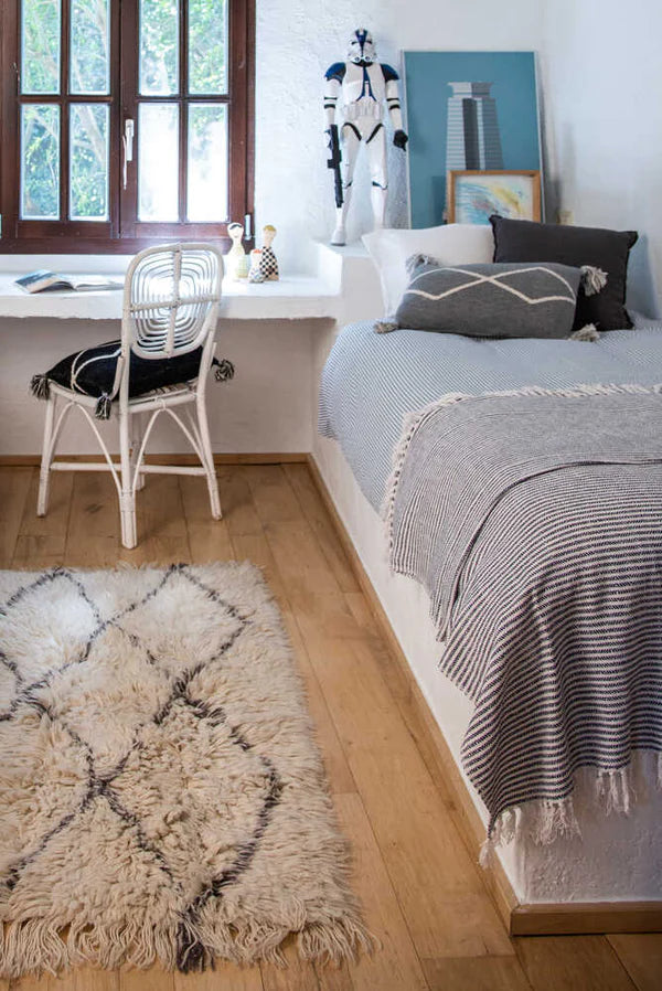 KNITTED CUSHION OASIS GREY Little Wonder & Co