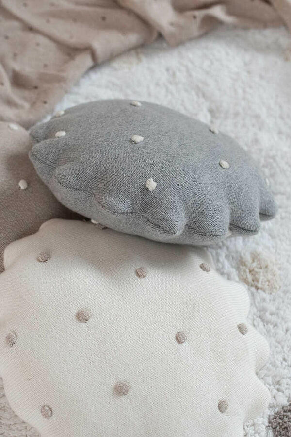 KNITTED CUSHION ROUND BISCUIT GREY Little Wonder & Co