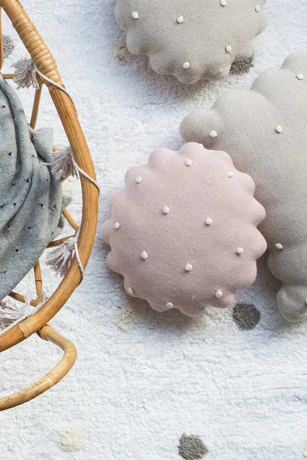 KNITTED CUSHION ROUND BISCUIT PINK Little Wonder & Co