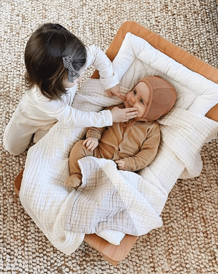 LEVO Beech Wood Baby Rocker Nursery Furniture Charlie Crane Organic White