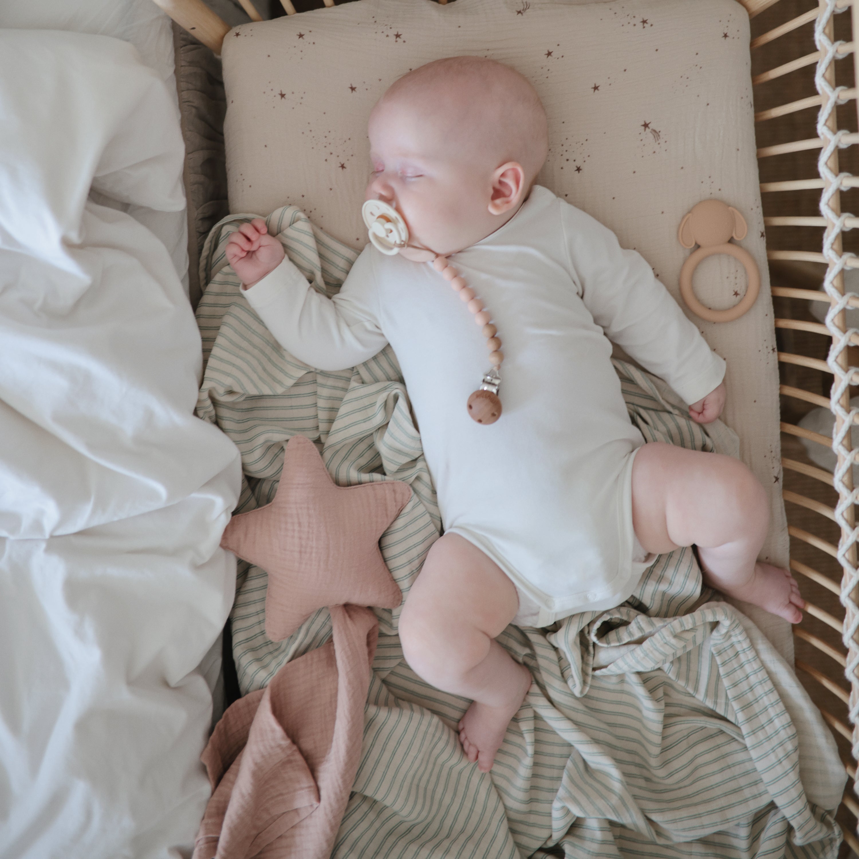 Star Lovey Blanket Blanket Mushie