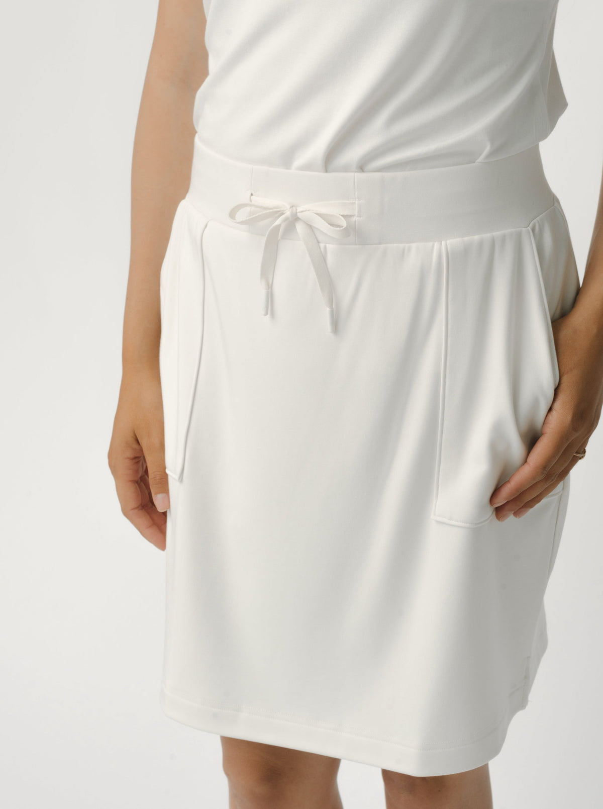 Women's Brushed Bamboo Patch Pocket Skirt