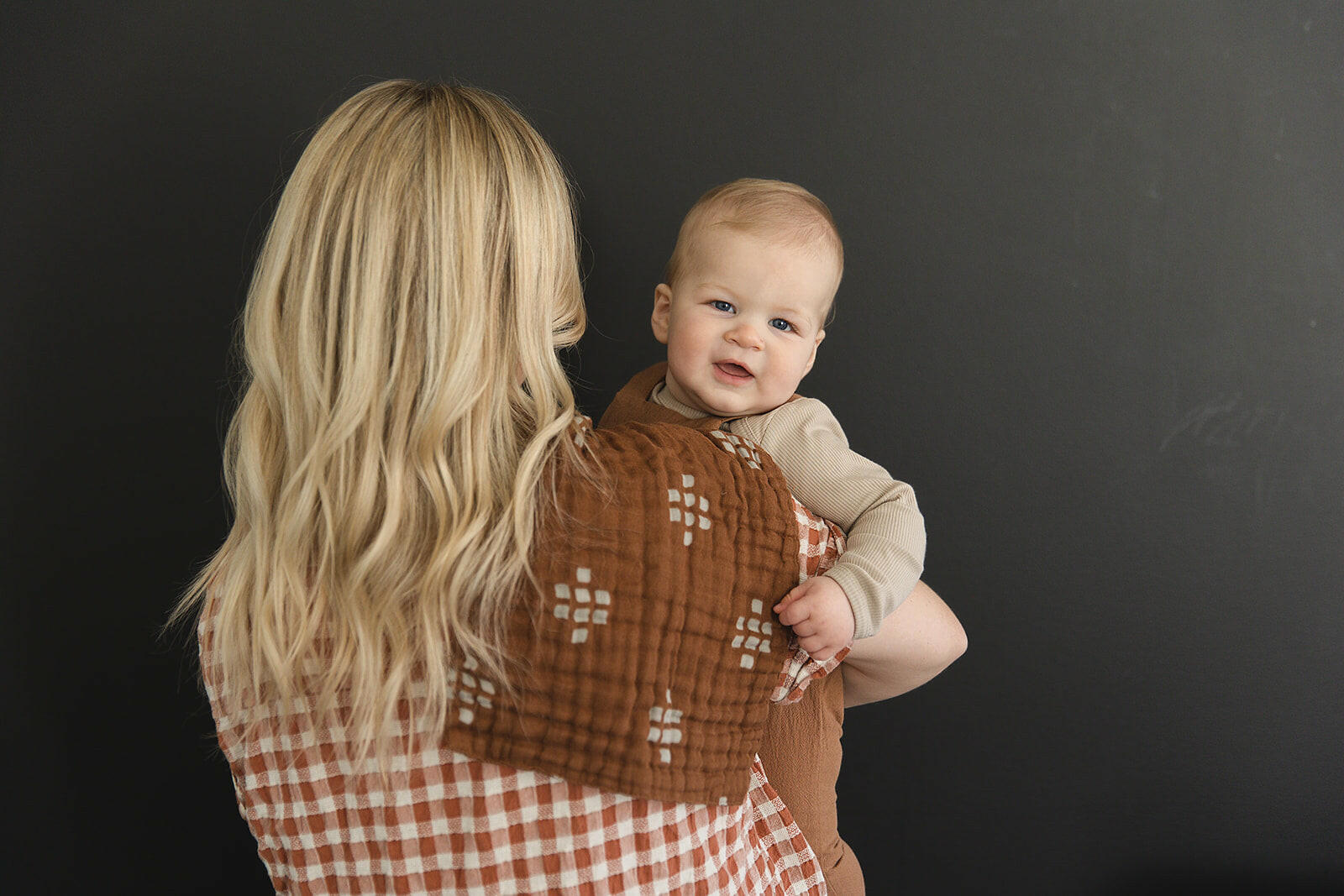 Chestnut Textile Muslin Burp Cloth  Mebie Baby