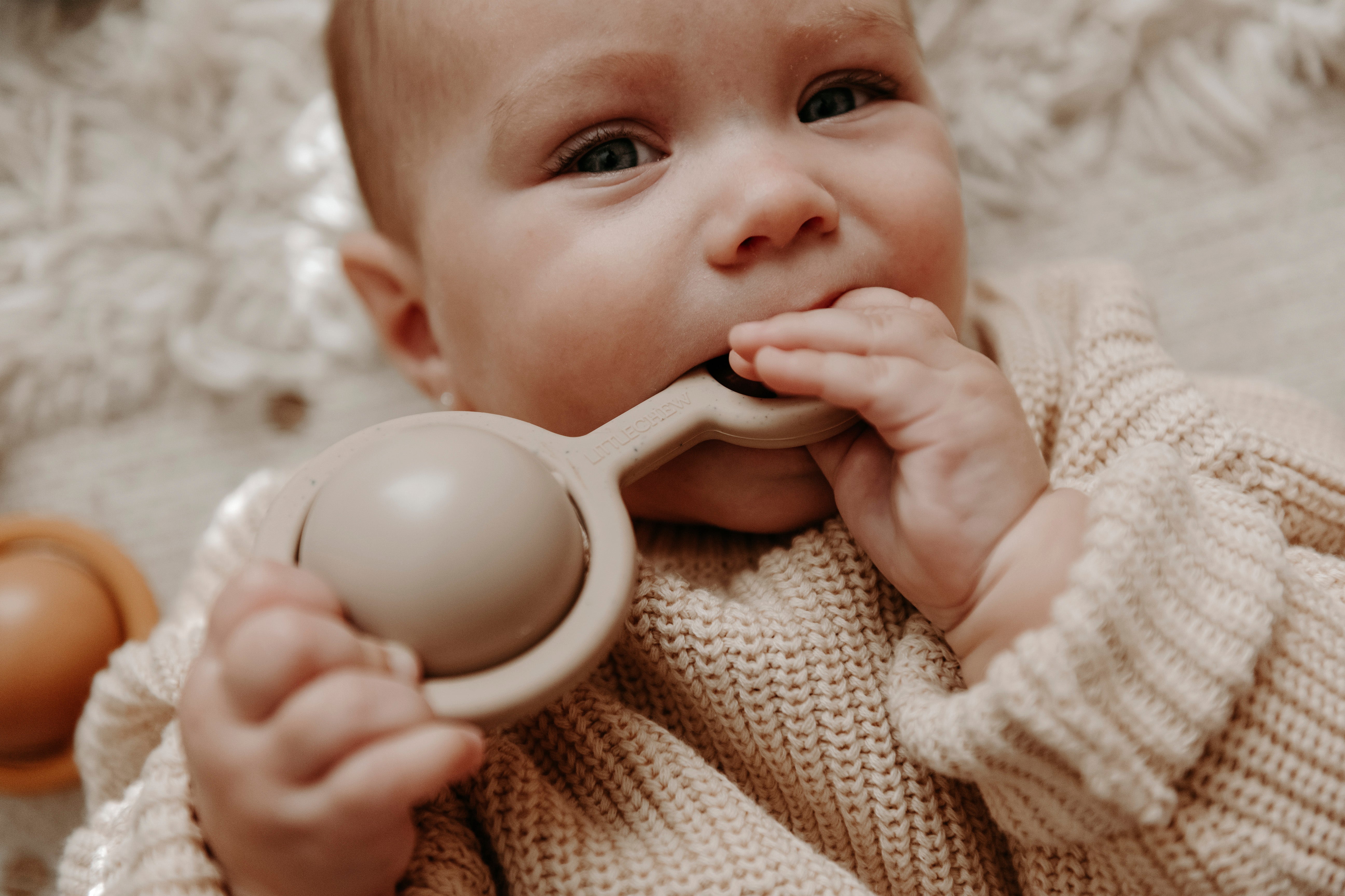 Rattle Toy - Ora | Beige