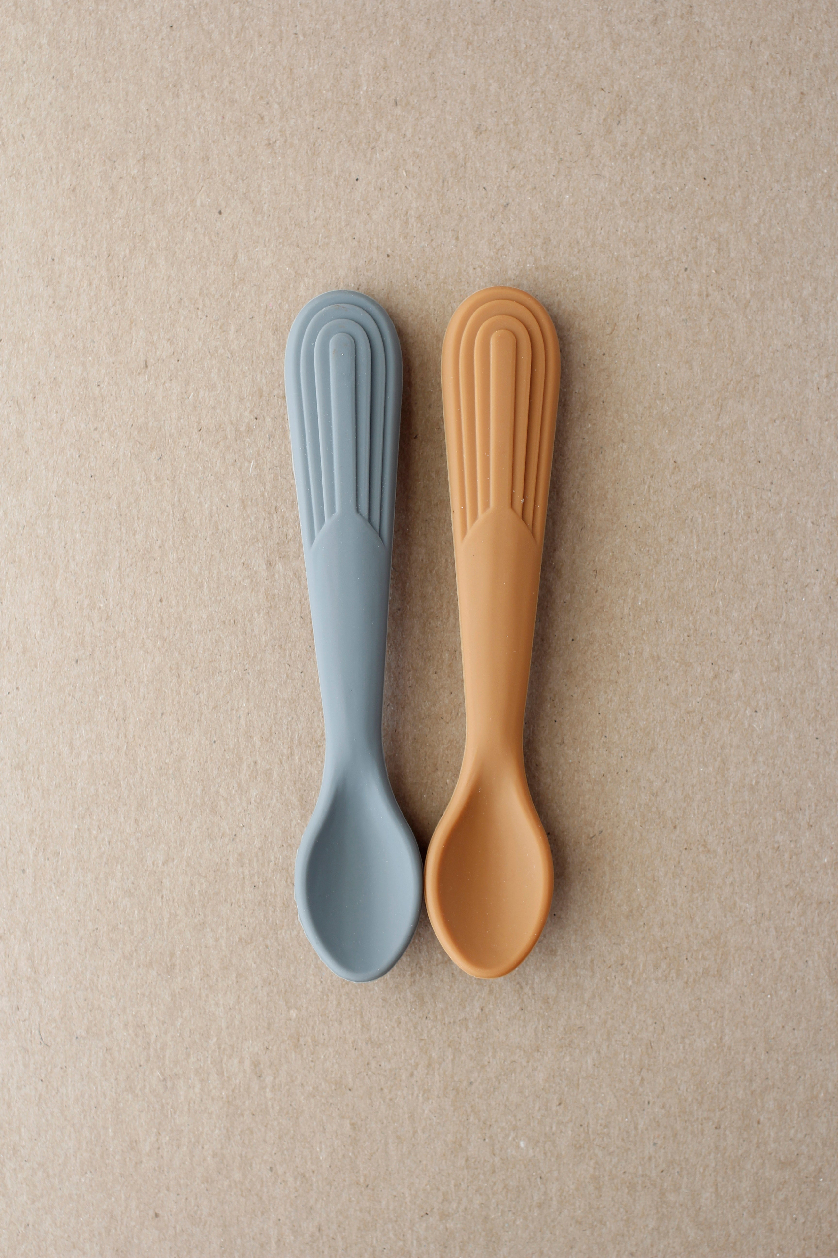 Rainbow Silicone Spoon - Dim Grey | Biscuit