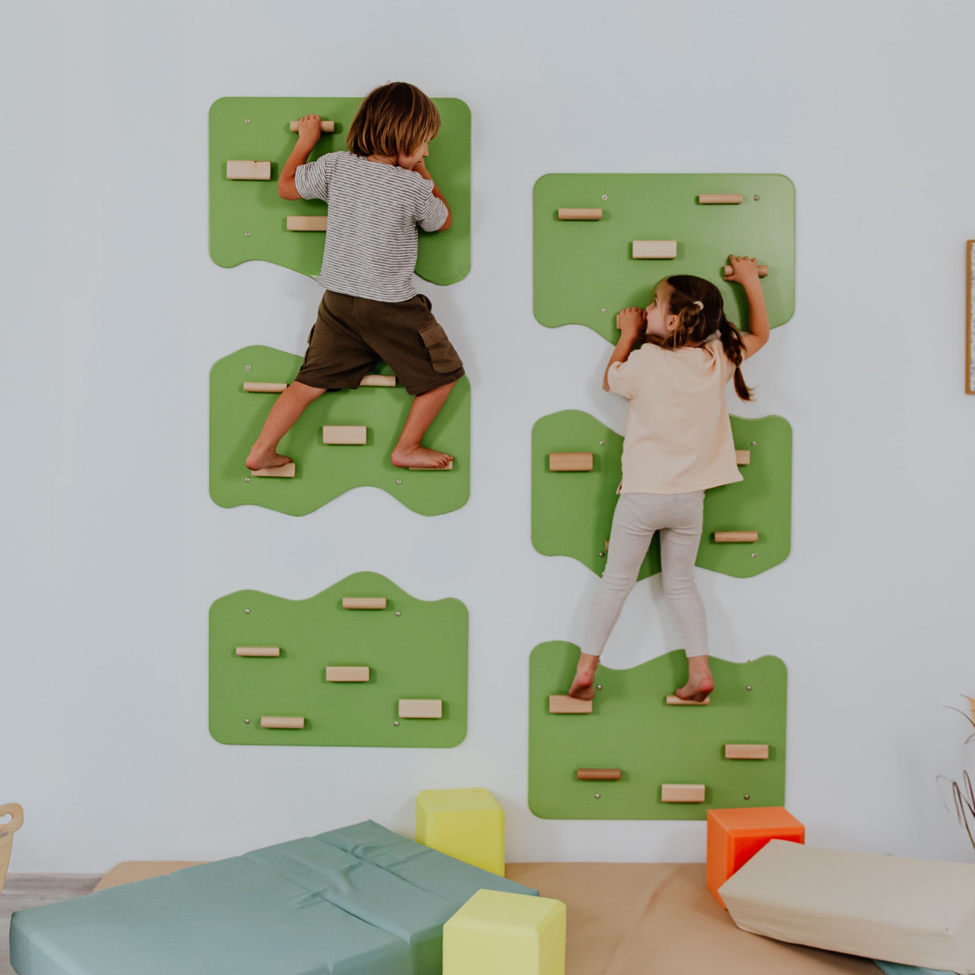 Indoor Rock Wall with Cloud-Shaped Panels & Wooden Climbing Holds for Kids 3-10
