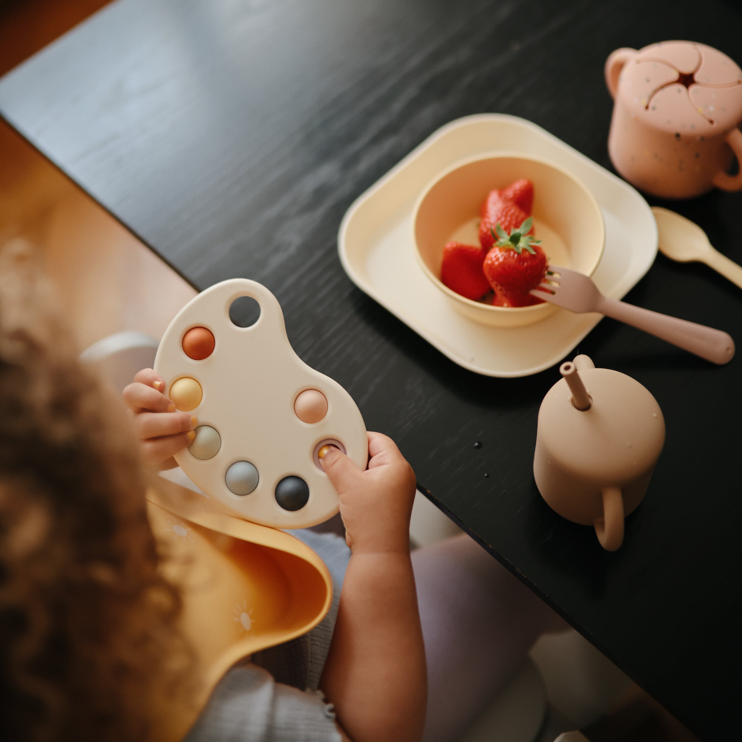 Paint Palette Press Toy Press Toy Mushie
