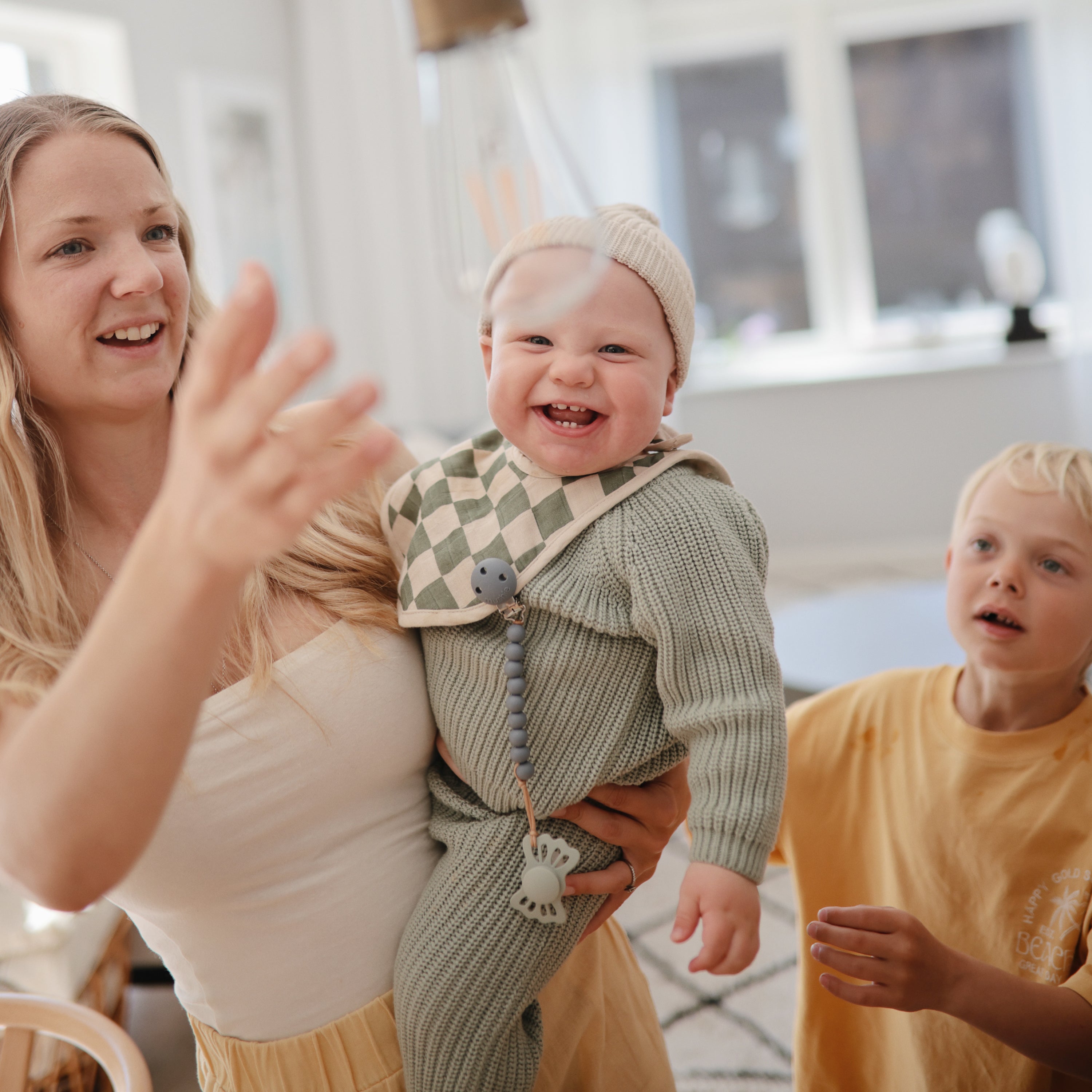 Muslin Bib 2-Pack Muslin Bib Mushie