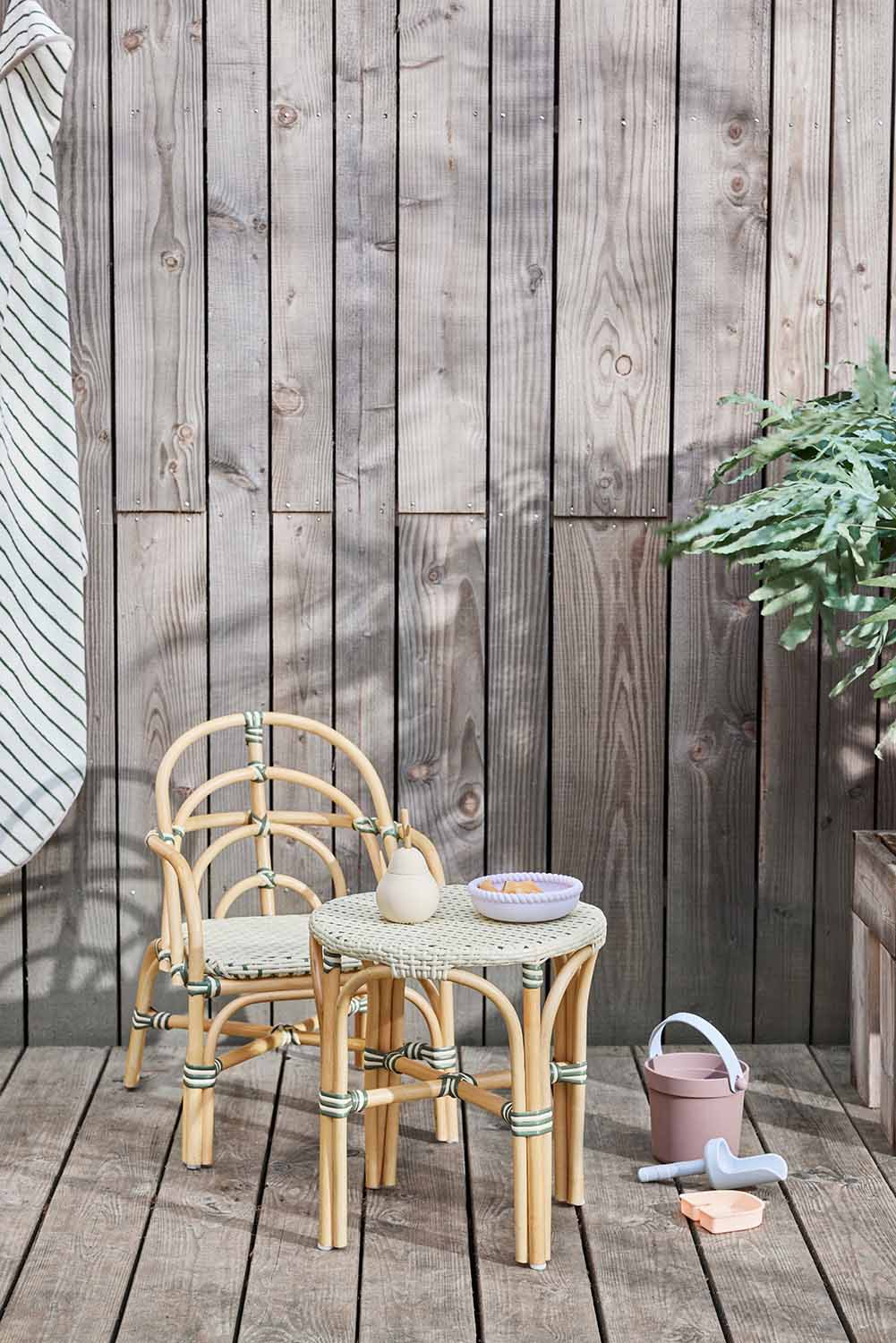 Momi Mini Outdoor Chair - Vanilla/ Olive Outdoor Furniture OYOY
