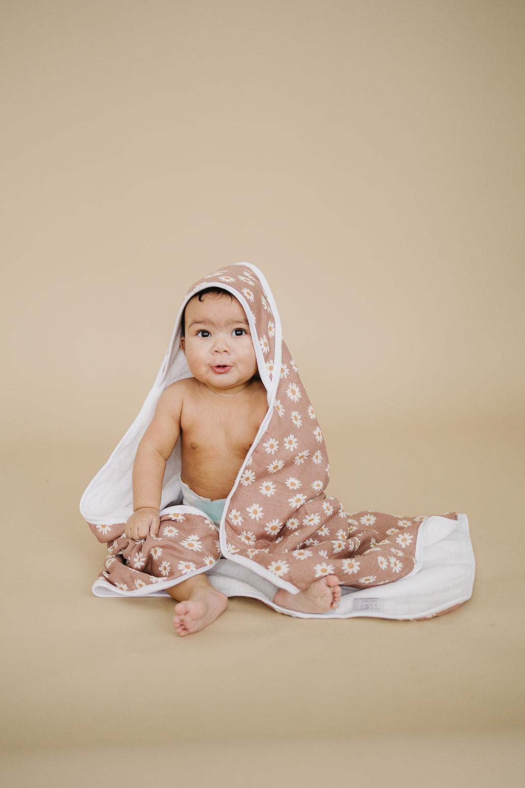 Daisy Dream Muslin Hooded Towel Mebie Baby