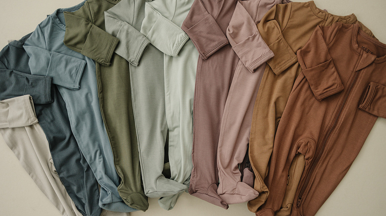 Oatmeal Bamboo Zipper Mebie Baby