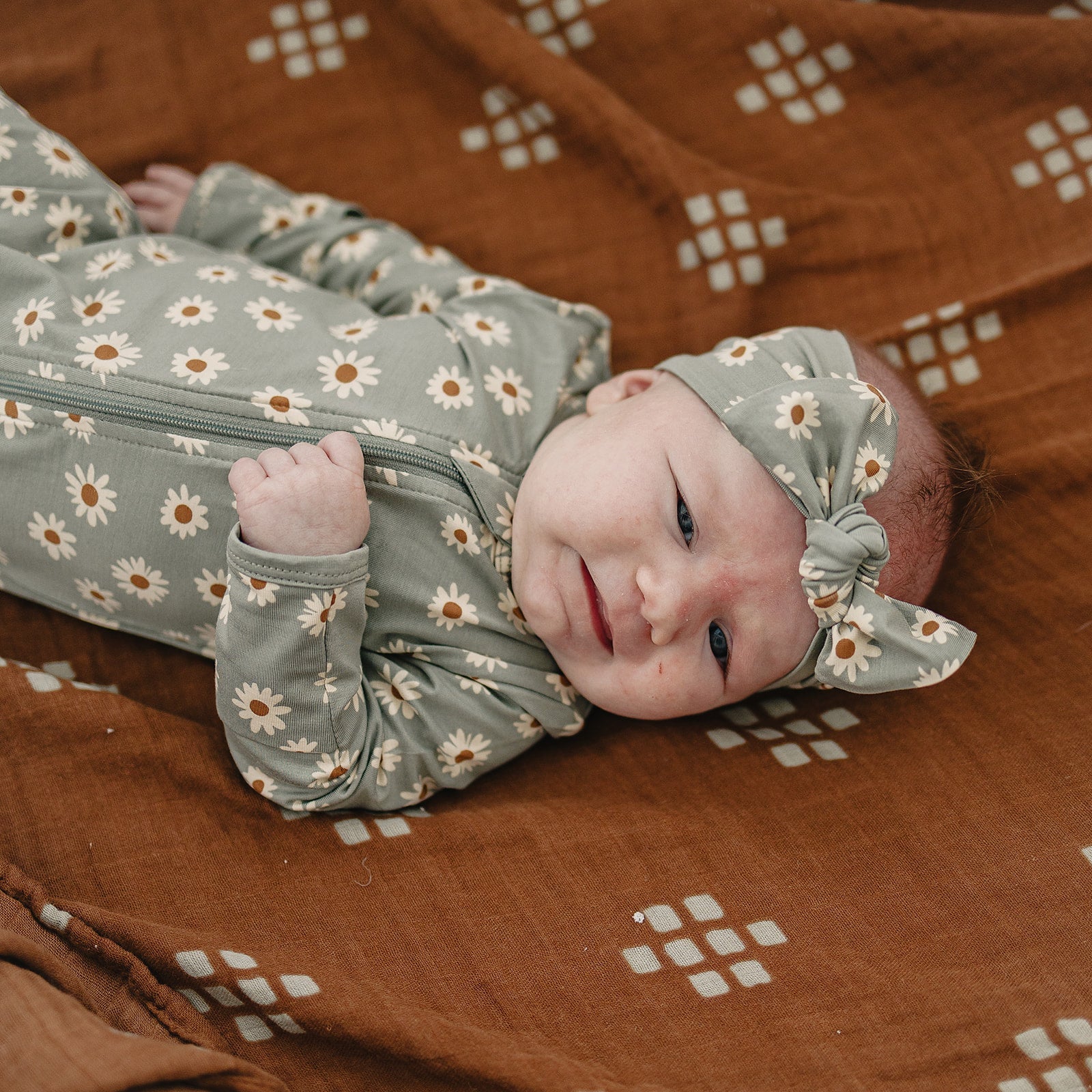Light Green Daisy Footed Bamboo Zipper Mebie Baby