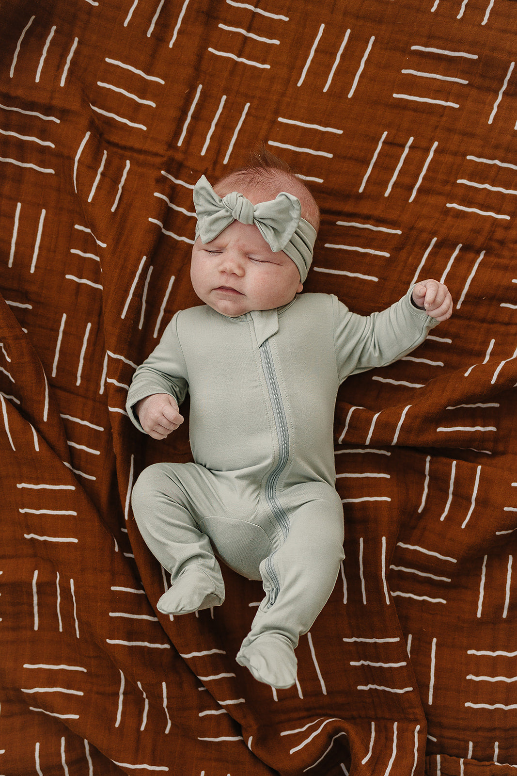 Sage Bamboo Zipper Mebie Baby