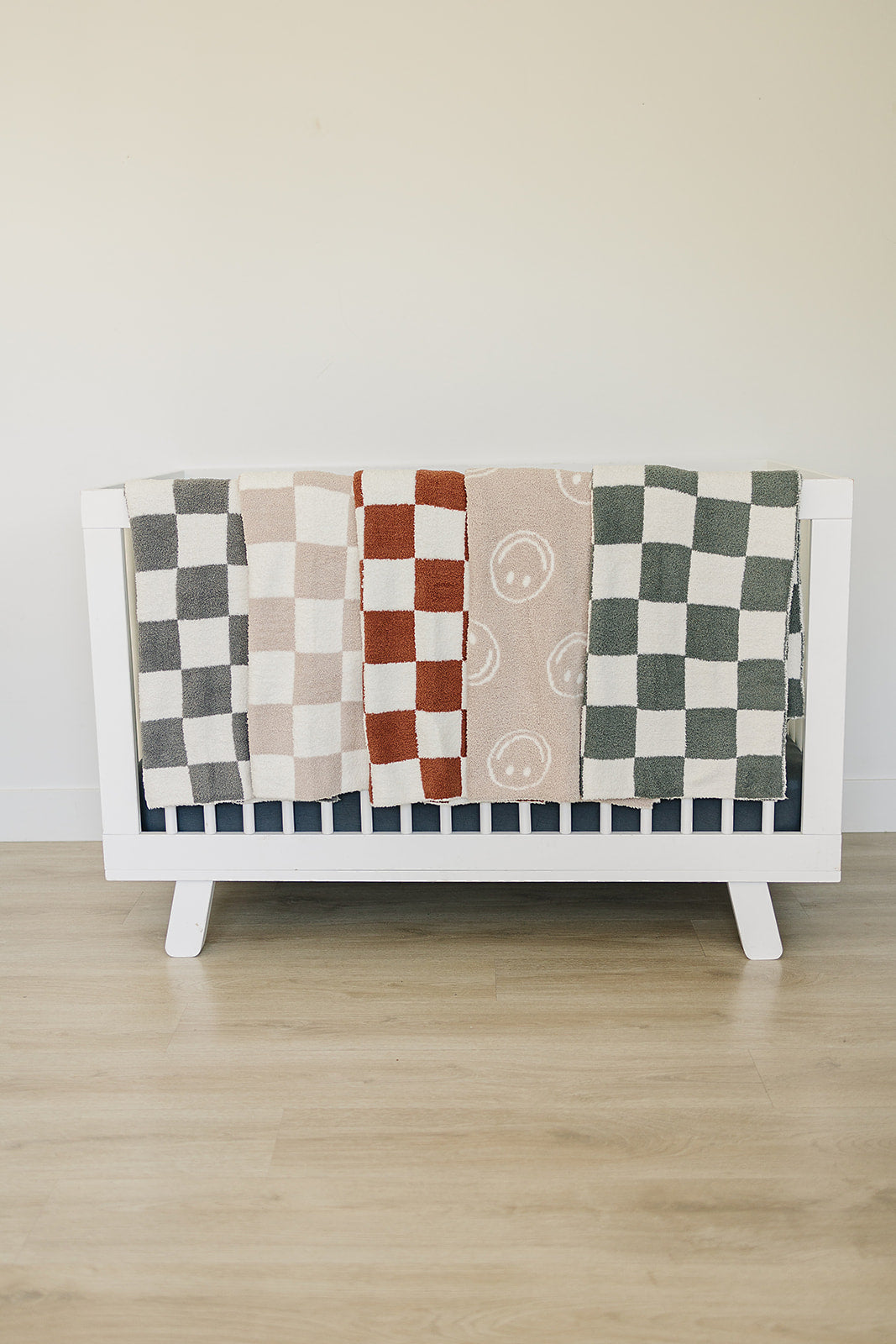 Smiley Taupe Plush Blanket Mebie Baby