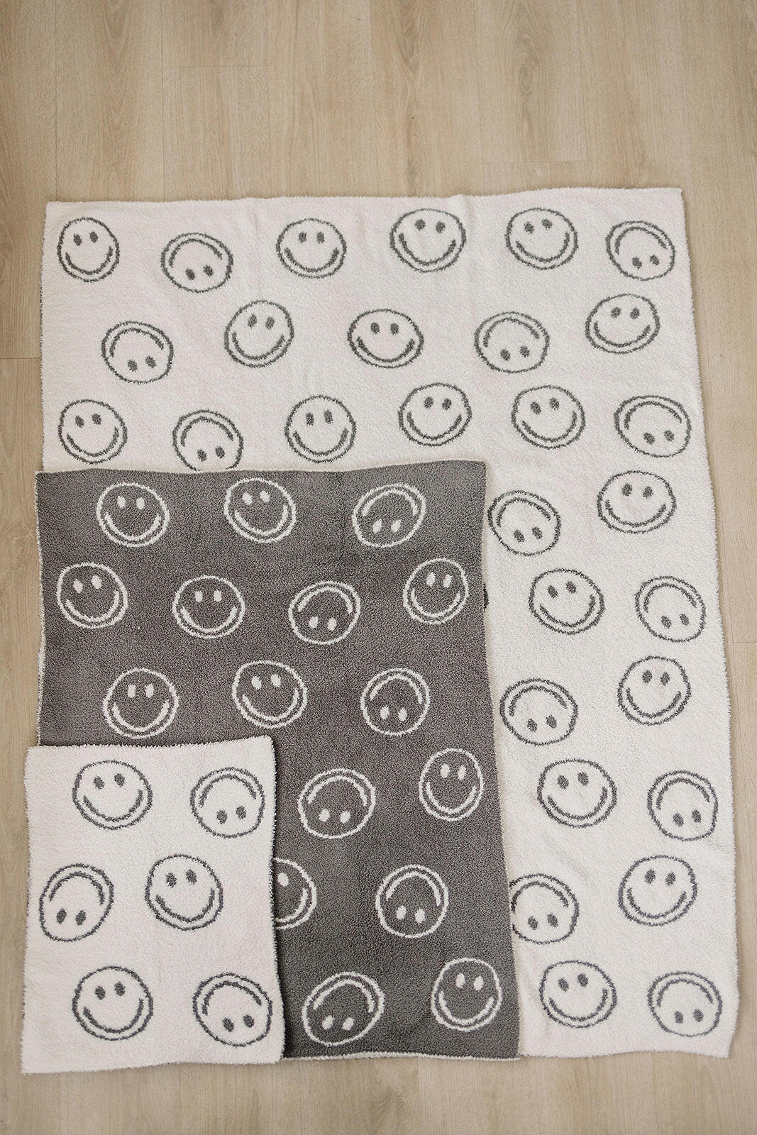 Charcoal Smiley Taupe Plush Blanket  Mebie Baby