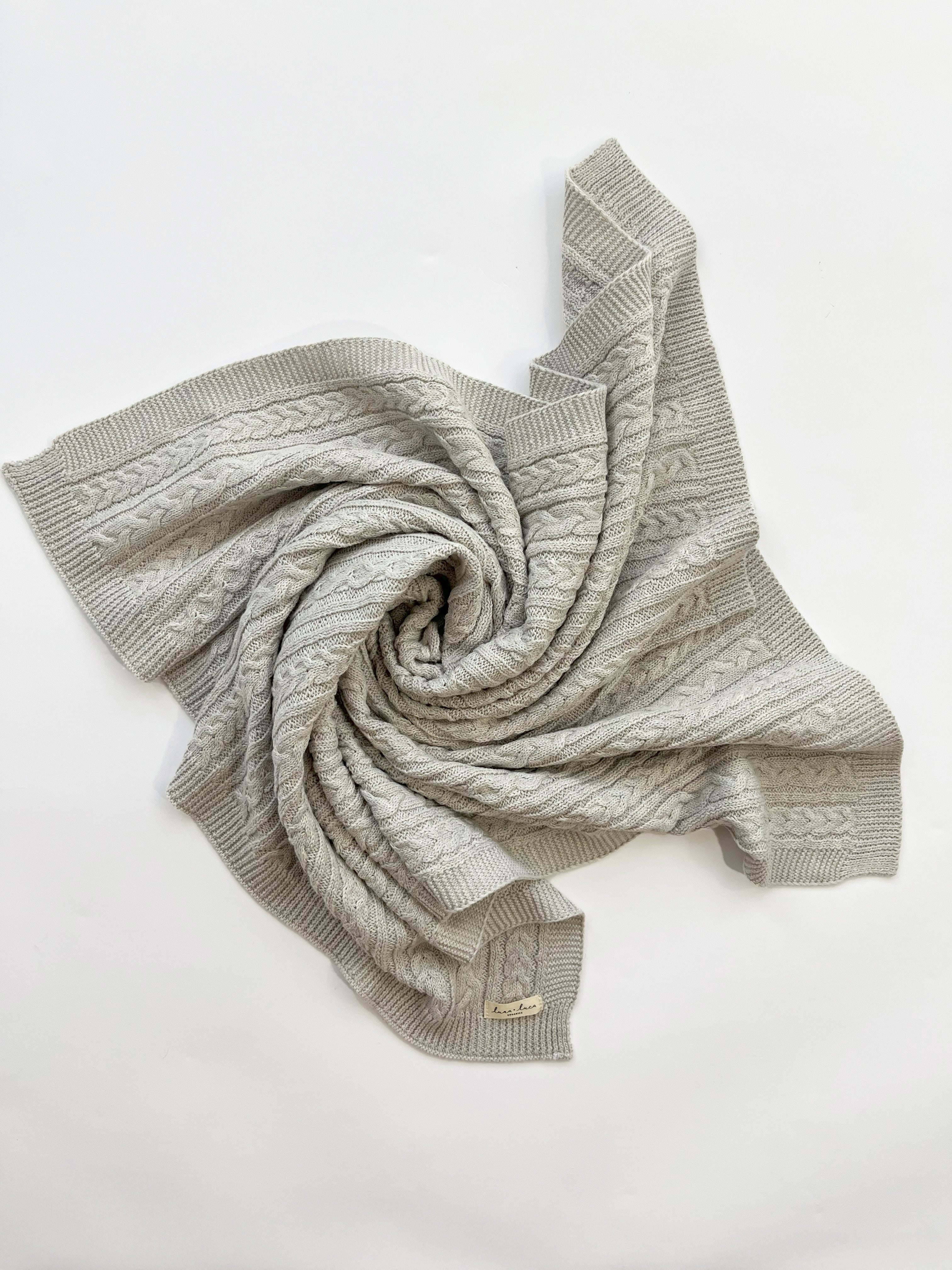 Luna + Luca Classic Cable Knit Baby Blanket - Natural