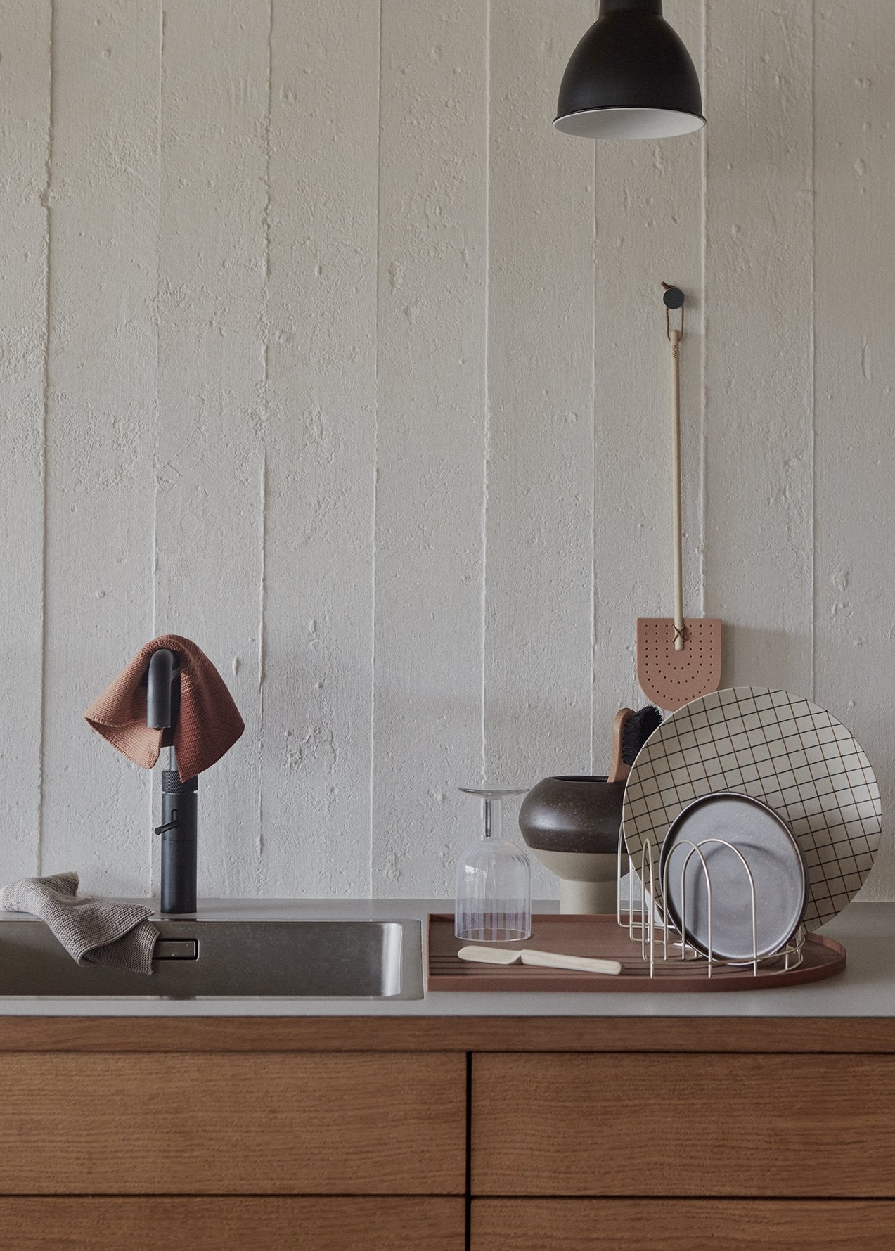 Hagi Mini Vase - Brown