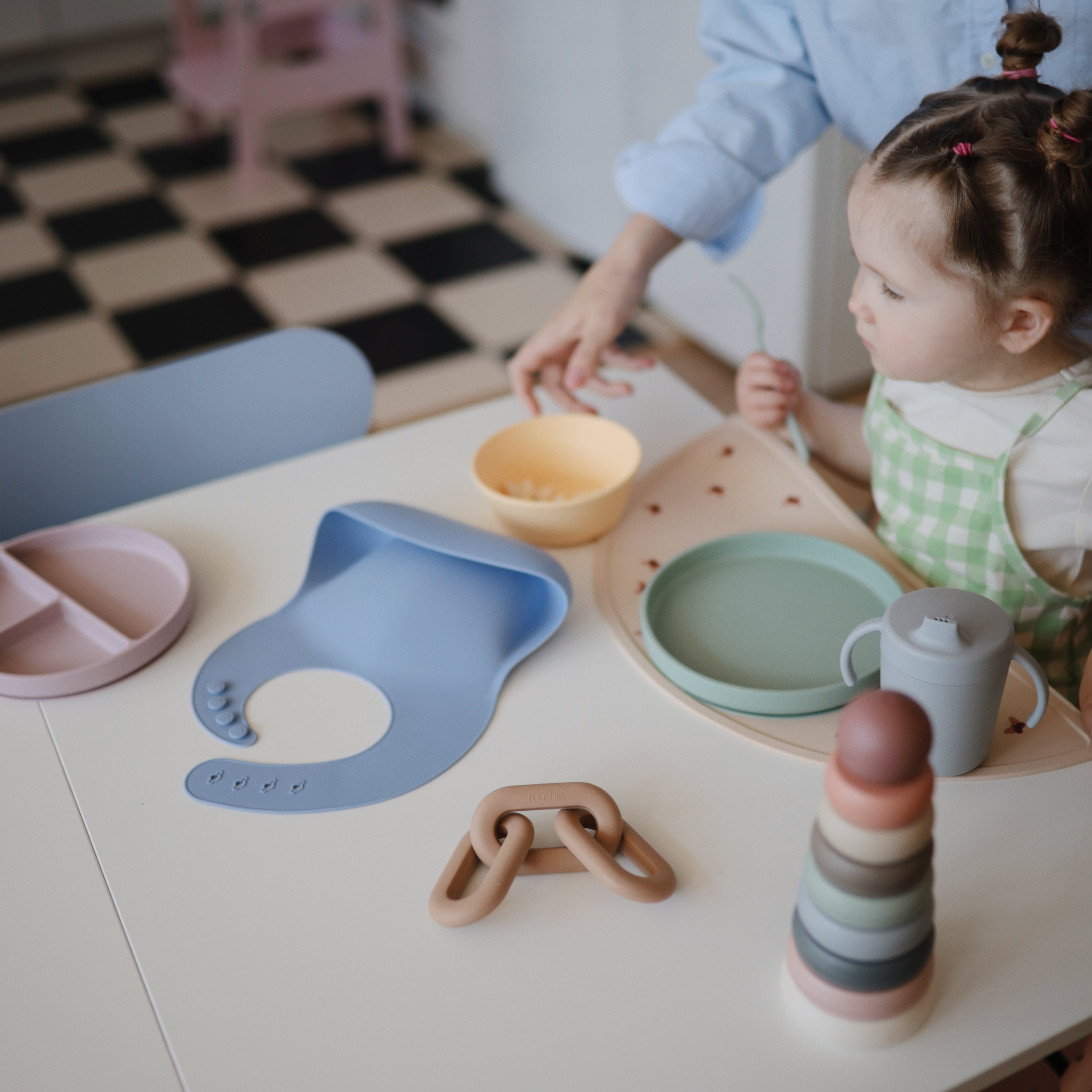 Links Teether teether Mushie