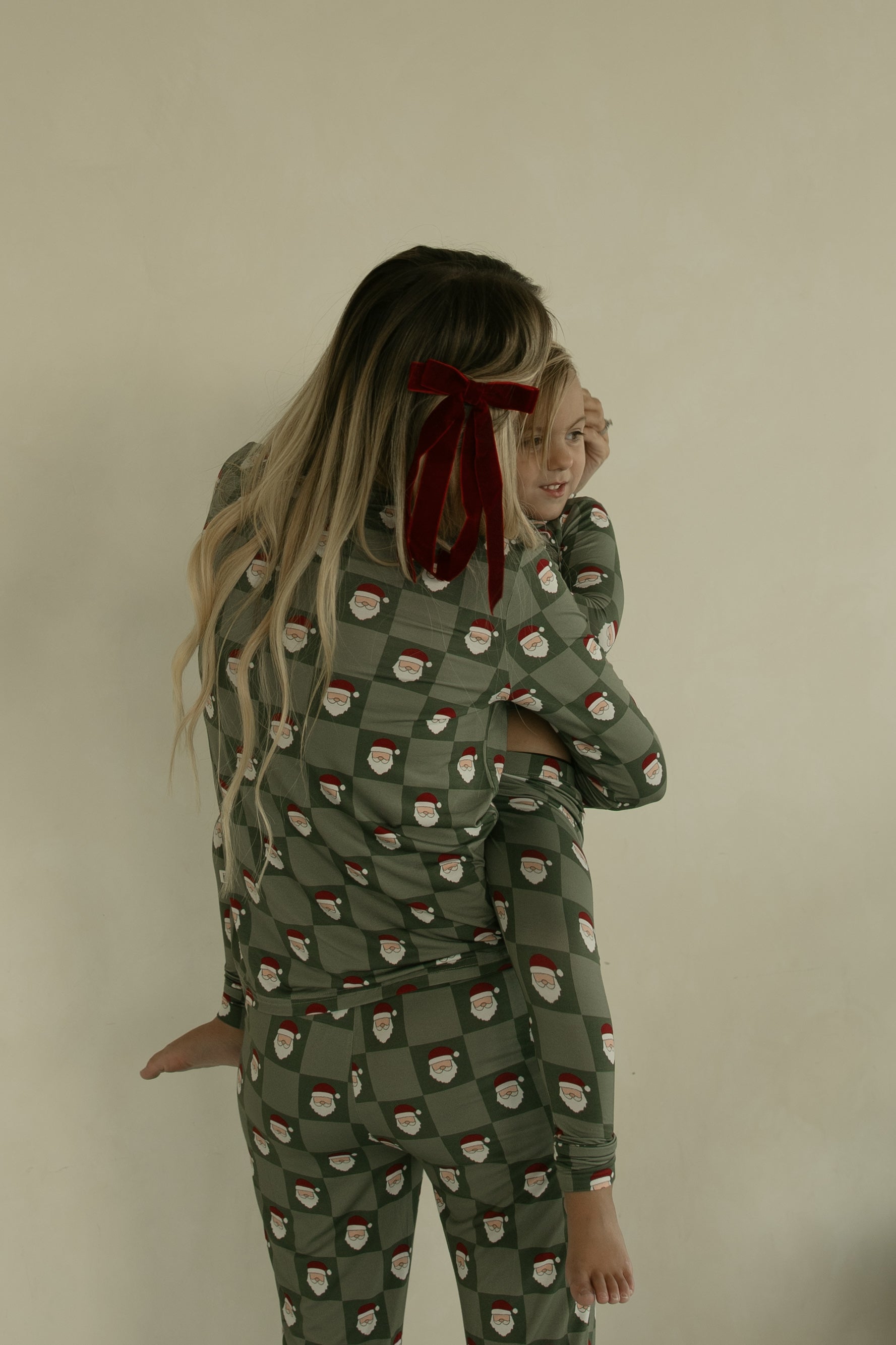 Women's Long Sleeve Bamboo Pajama | Santa Checkerboard