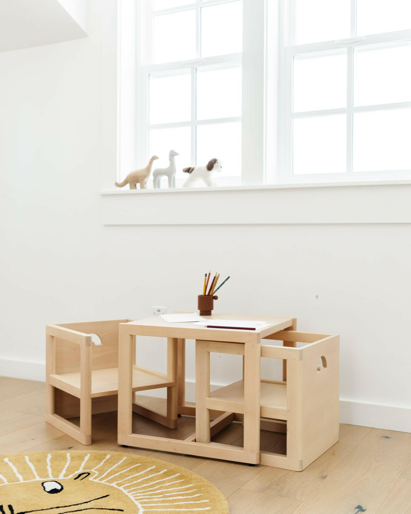 Reversible Chair and Play Table Set Playroom Piccalio