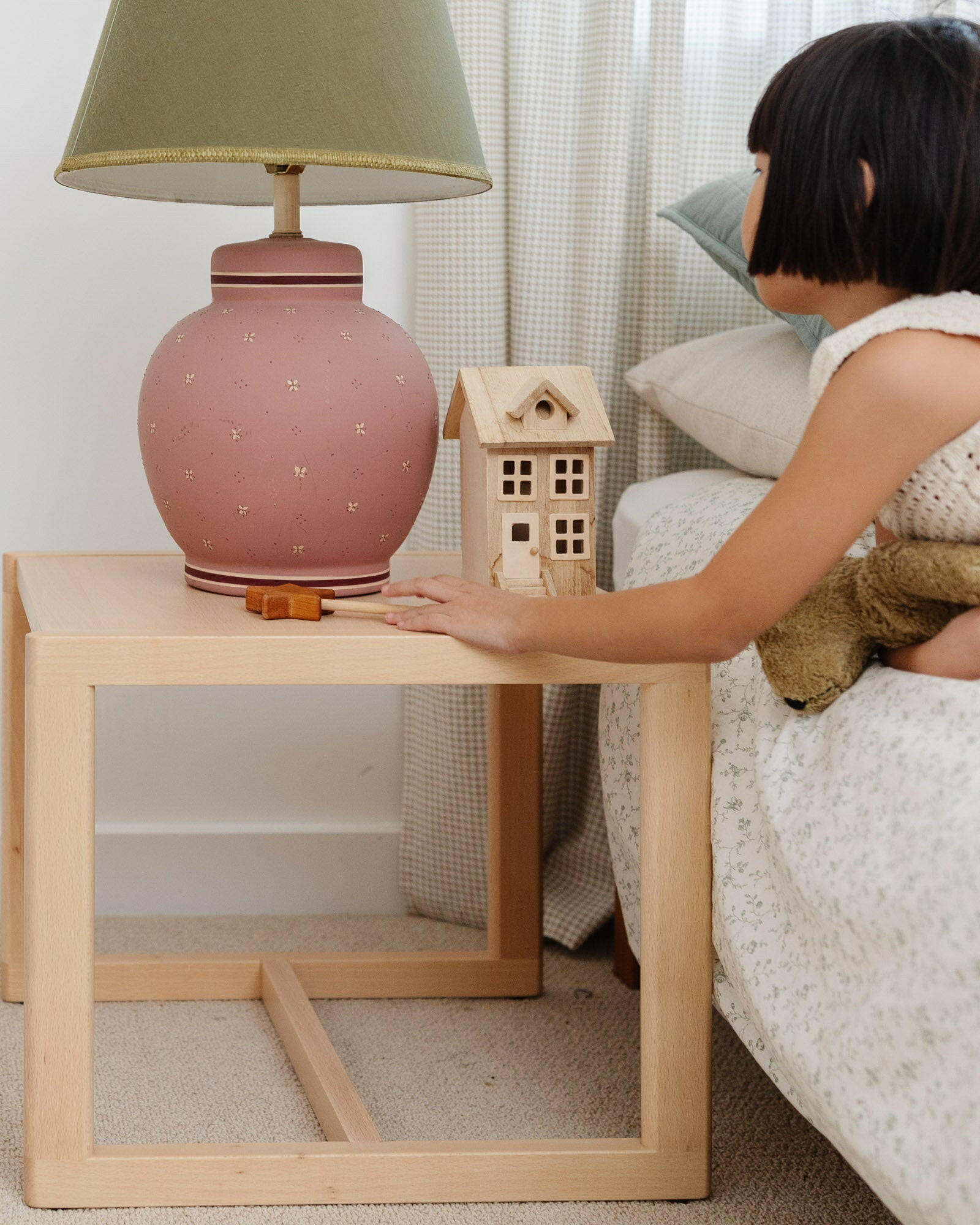 Reversible Chair and Play Table Set Playroom Piccalio
