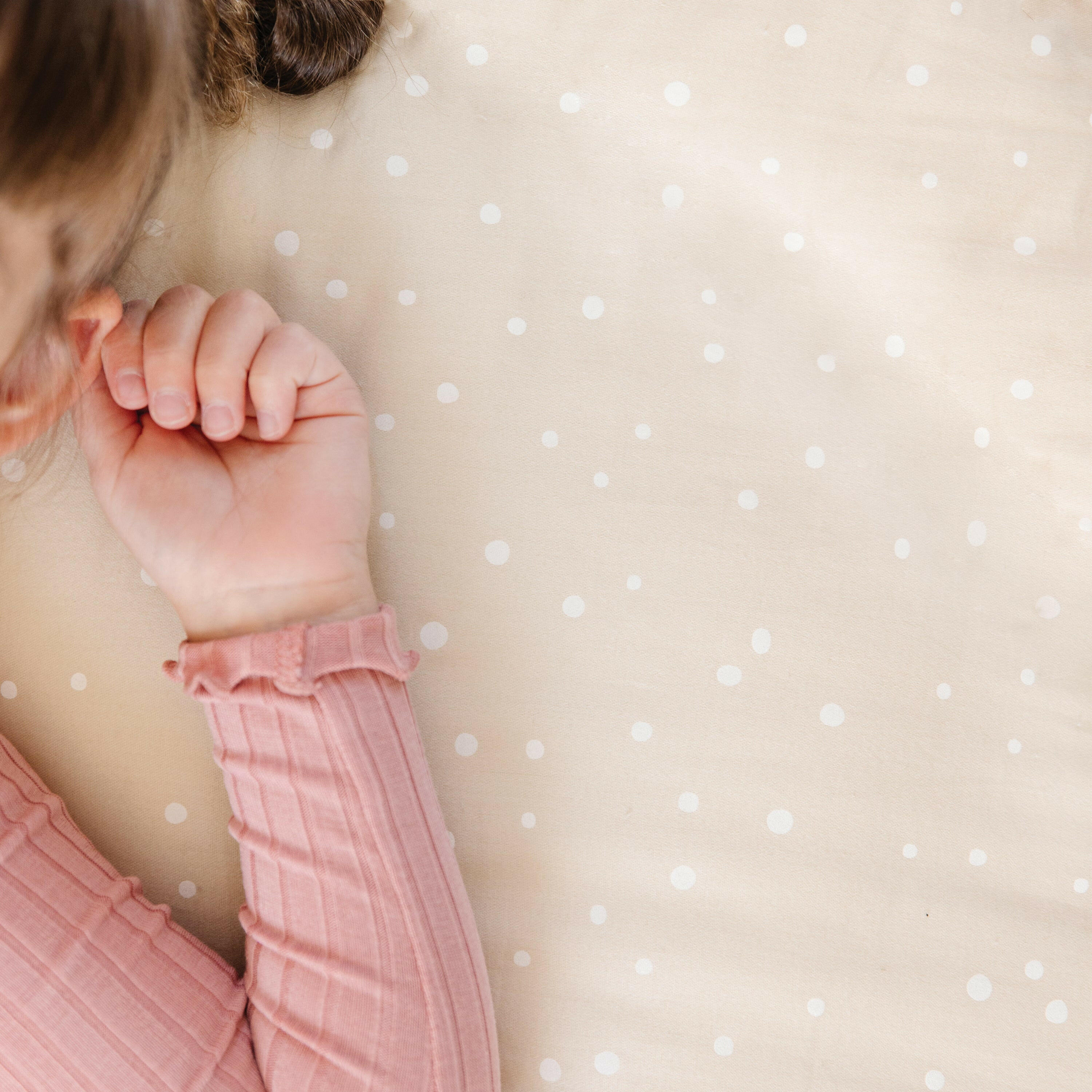 Organic Crib Sheet - Polka Dots Crib Sheet Makemake Organics