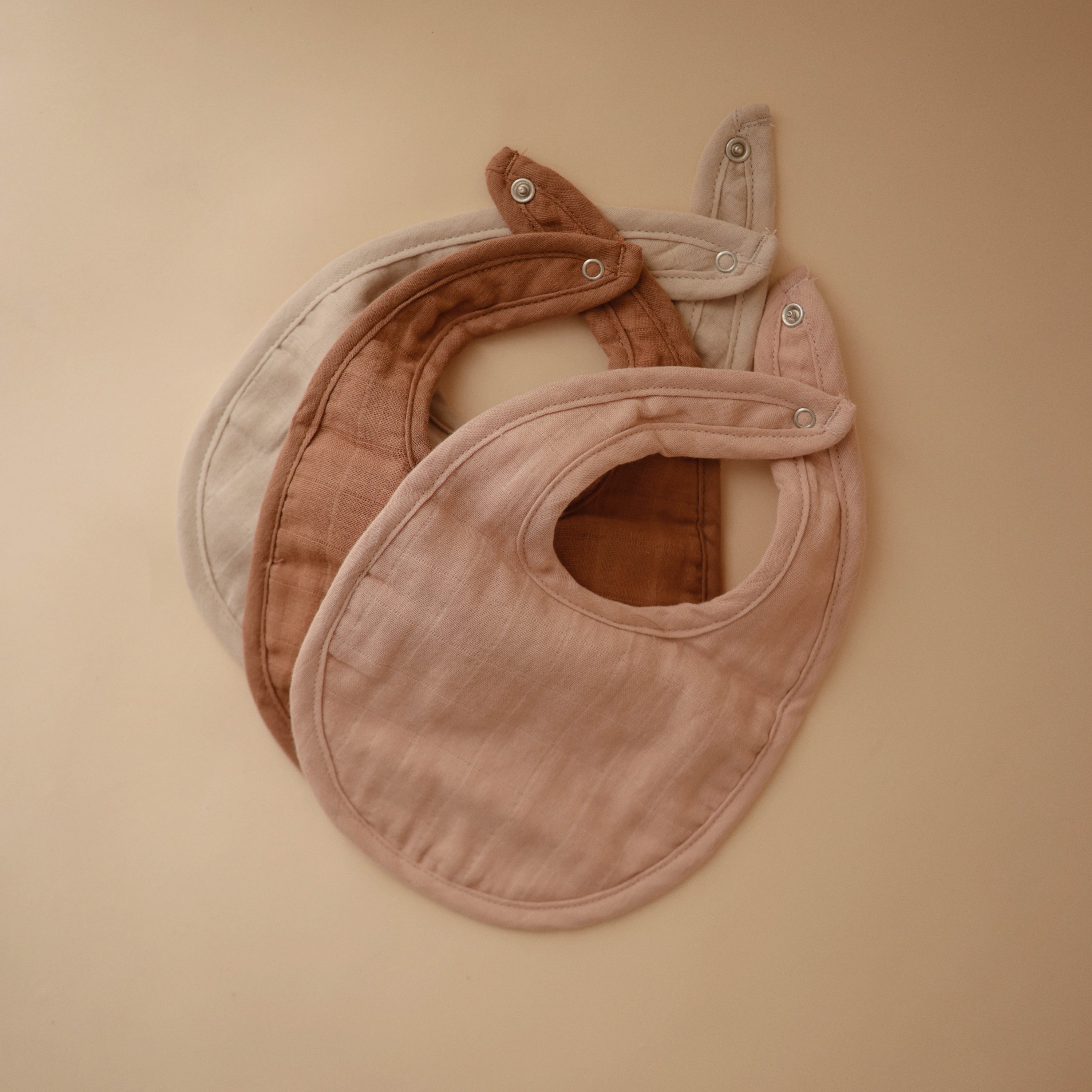 Muslin Bib 2-Pack Muslin Bib Mushie