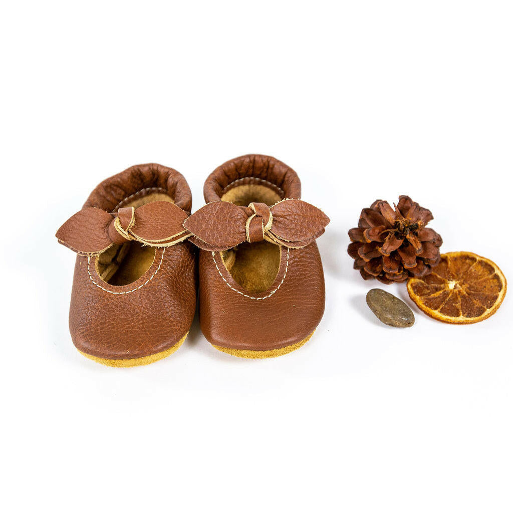 Chestnut BELLA JANES Shoes Baby and Toddler Baby Shoes Starry Knight Design Chestnut 00 ( tiny) 3.65"