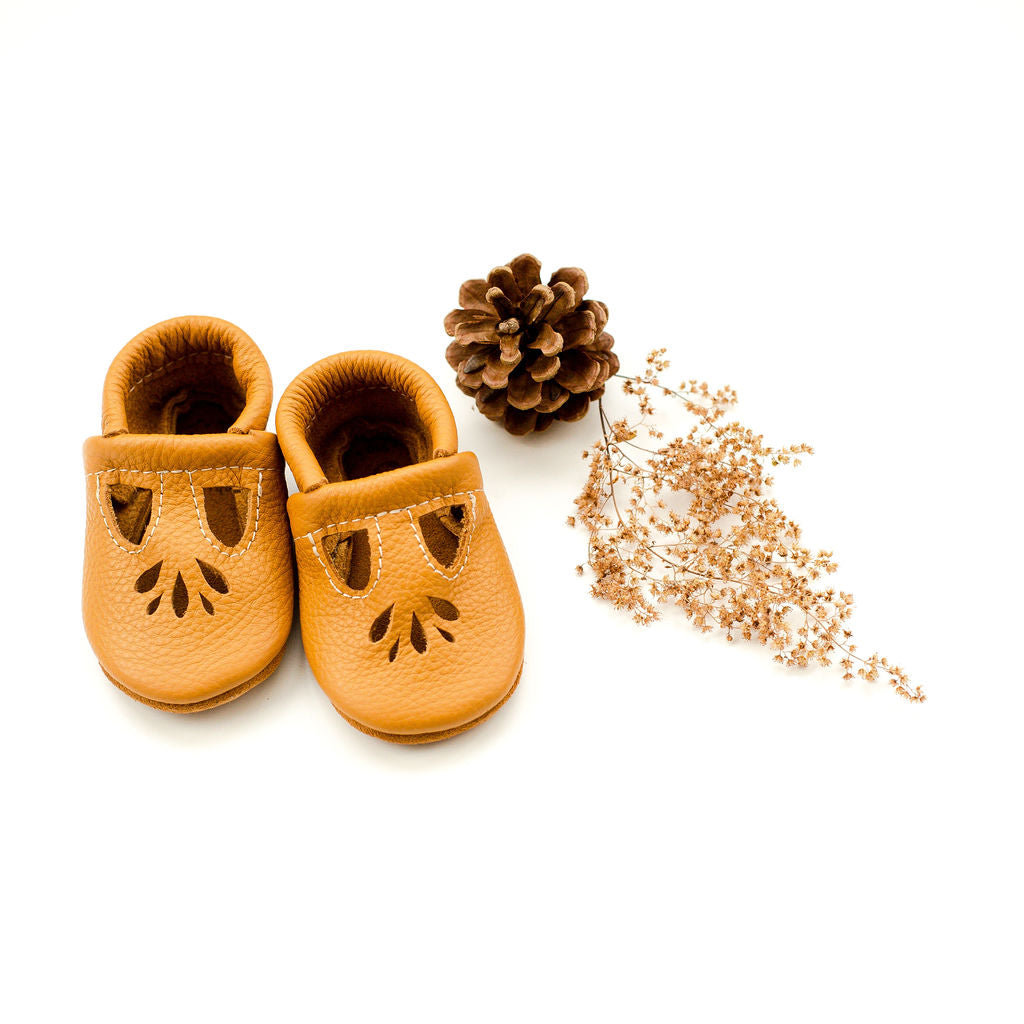 Honey LOTUS T-strap Shoes Baby and Toddler Baby Shoes Starry Knight Design