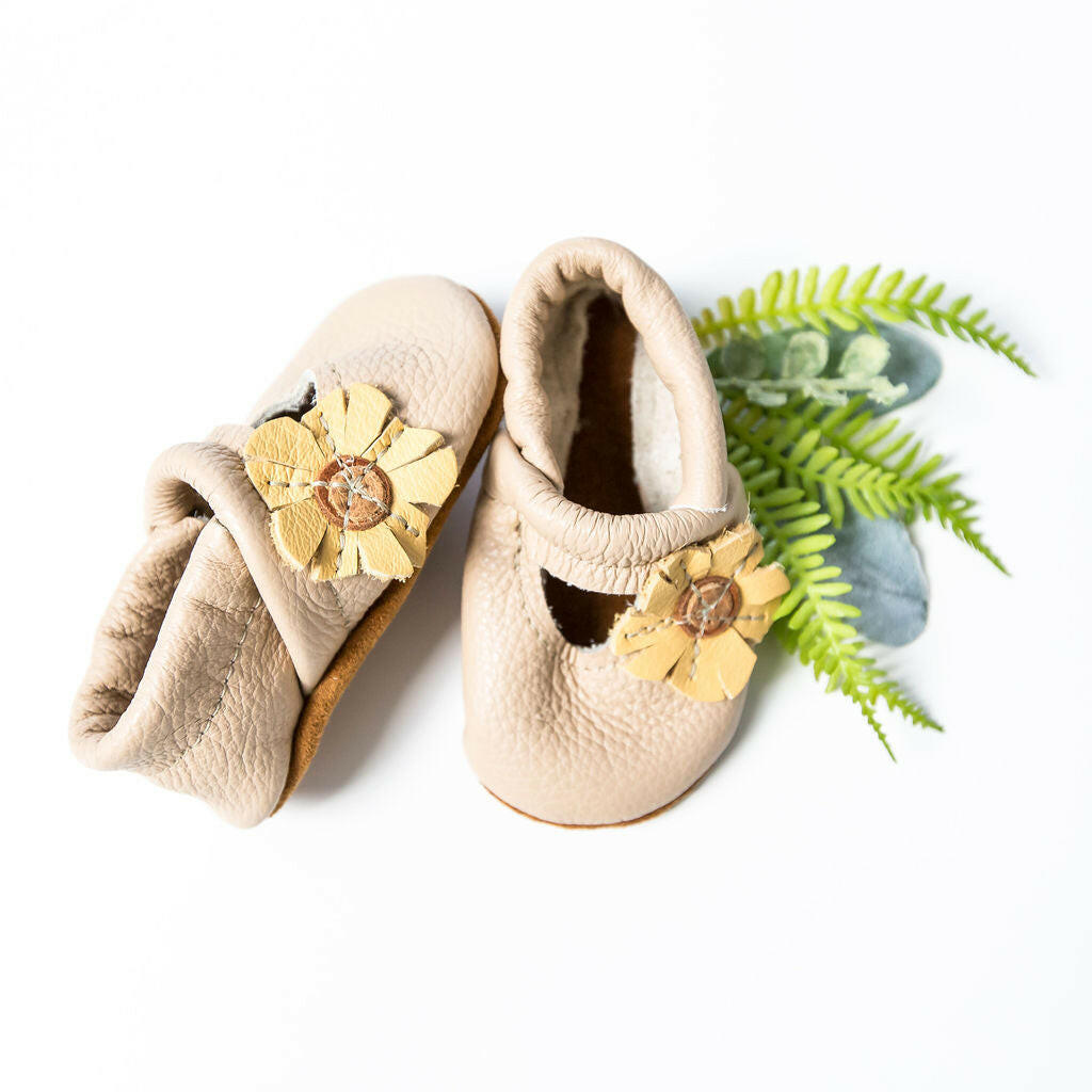 Daffodil Daisy Mary Janes Shoes Baby and Toddler Baby Shoes Starry Knight Design