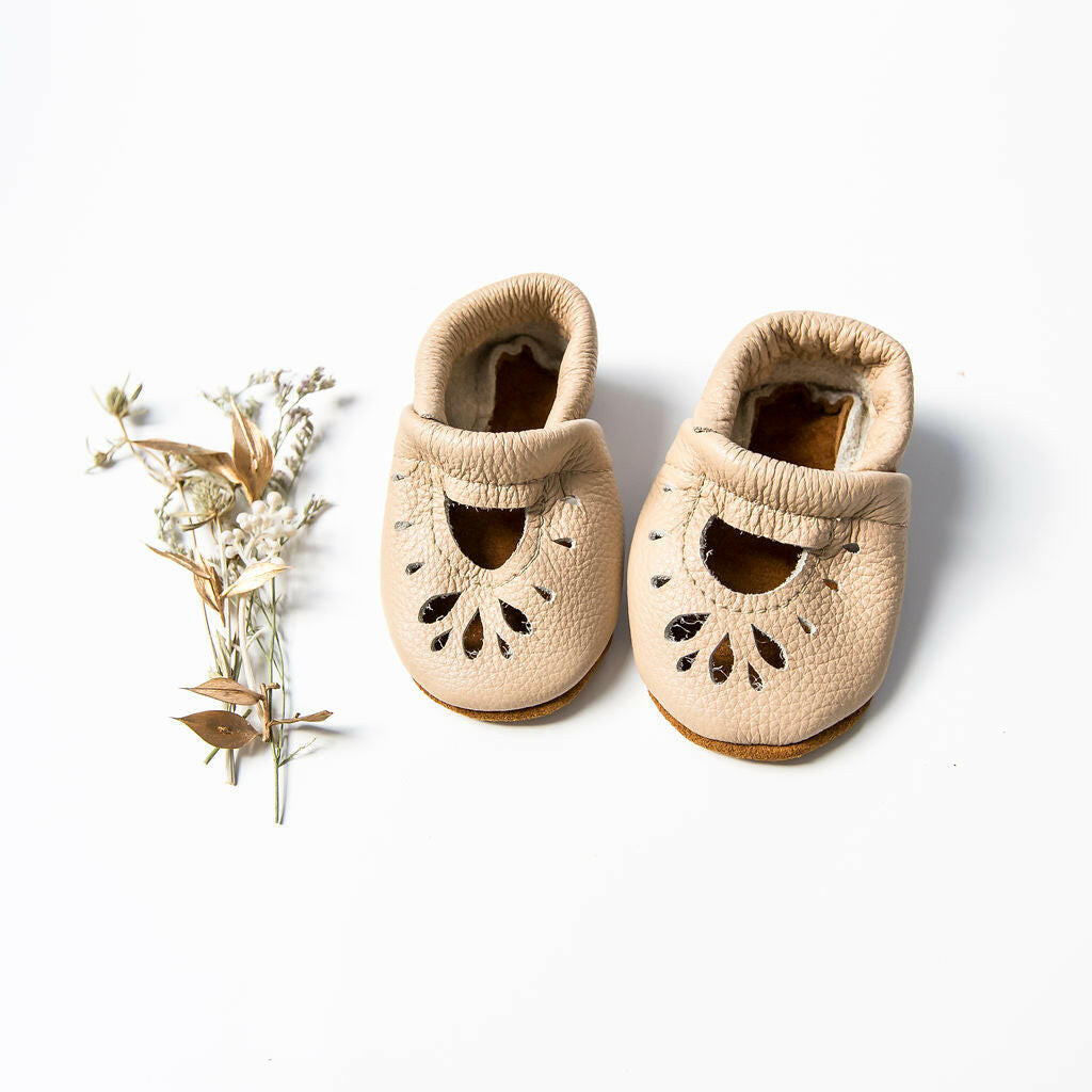 Flax RAINEY JANES Shoes Baby and Toddler Baby Shoes Starry Knight Design