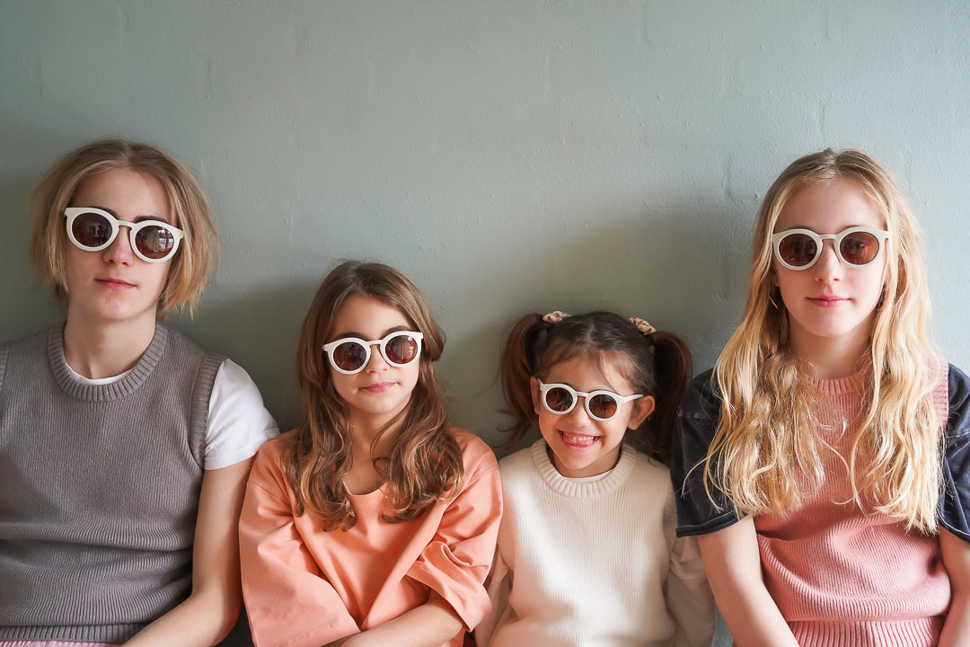 Classic | Sustainable Sunglasses | Plant-Based Bendable Polarized - Adult | 16+ Y | Sunset Gingham