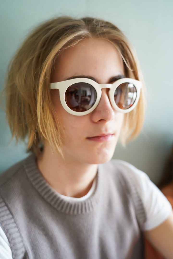 Classic | Sustainable Sunglasses | Plant-Based Bendable Polarized - Adult | 16+ Y | Sunset Gingham