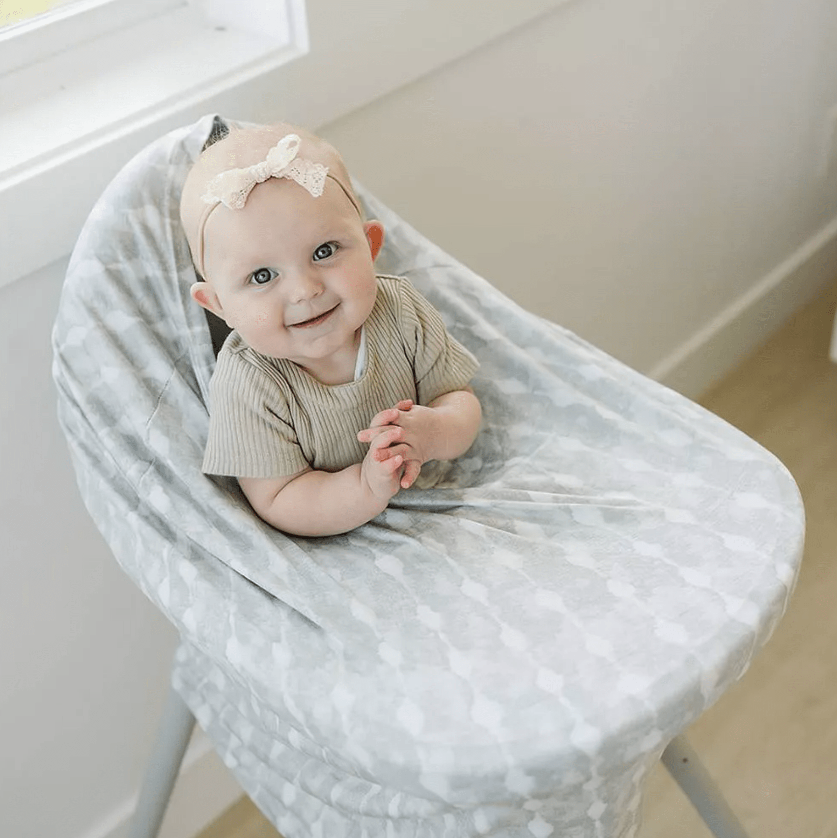 Shibori 5-in-1 Multi-Use Nursing Cover 5 in 1 Bebe au Lait