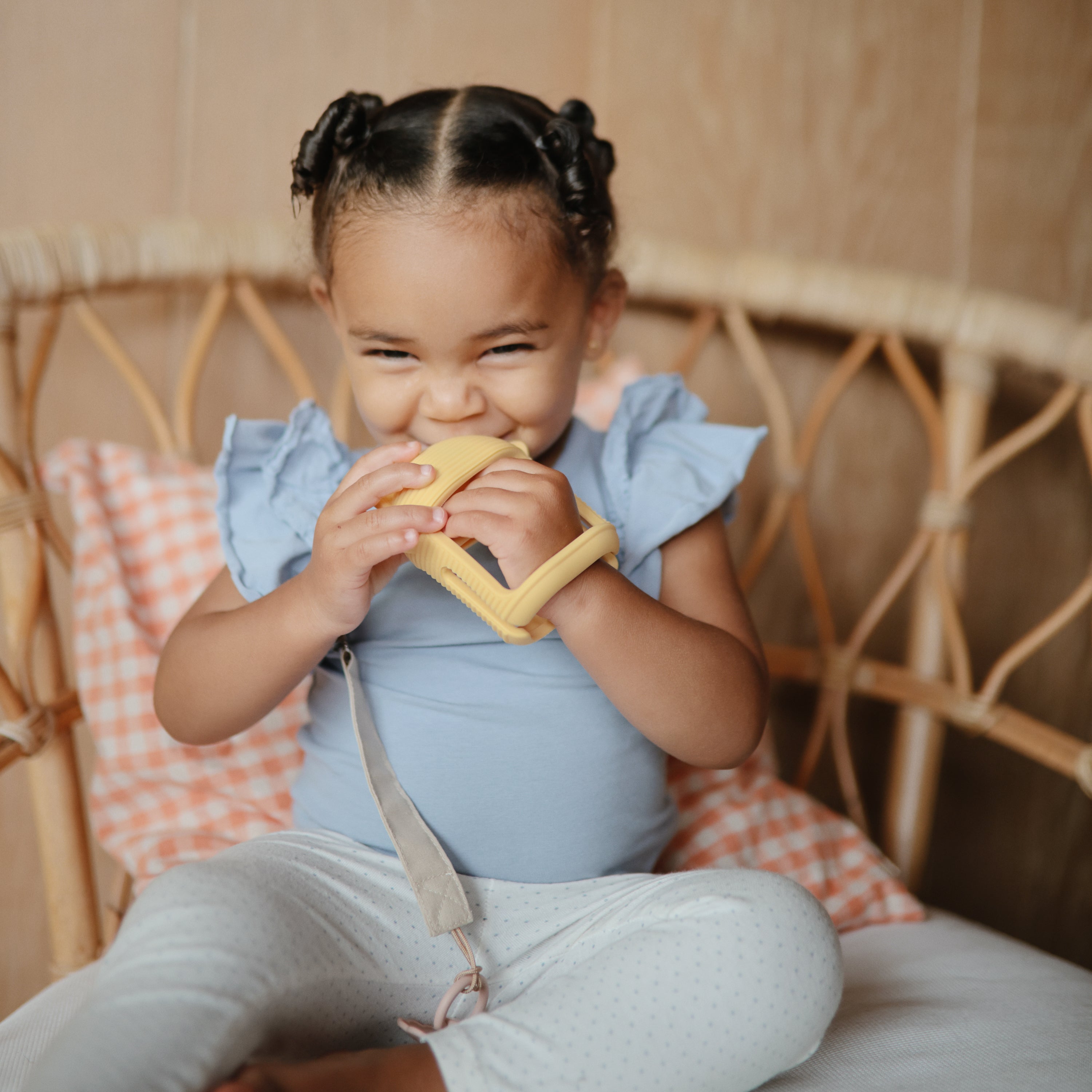 No-Drop Sun Teether (Sunshine) teether Mushie