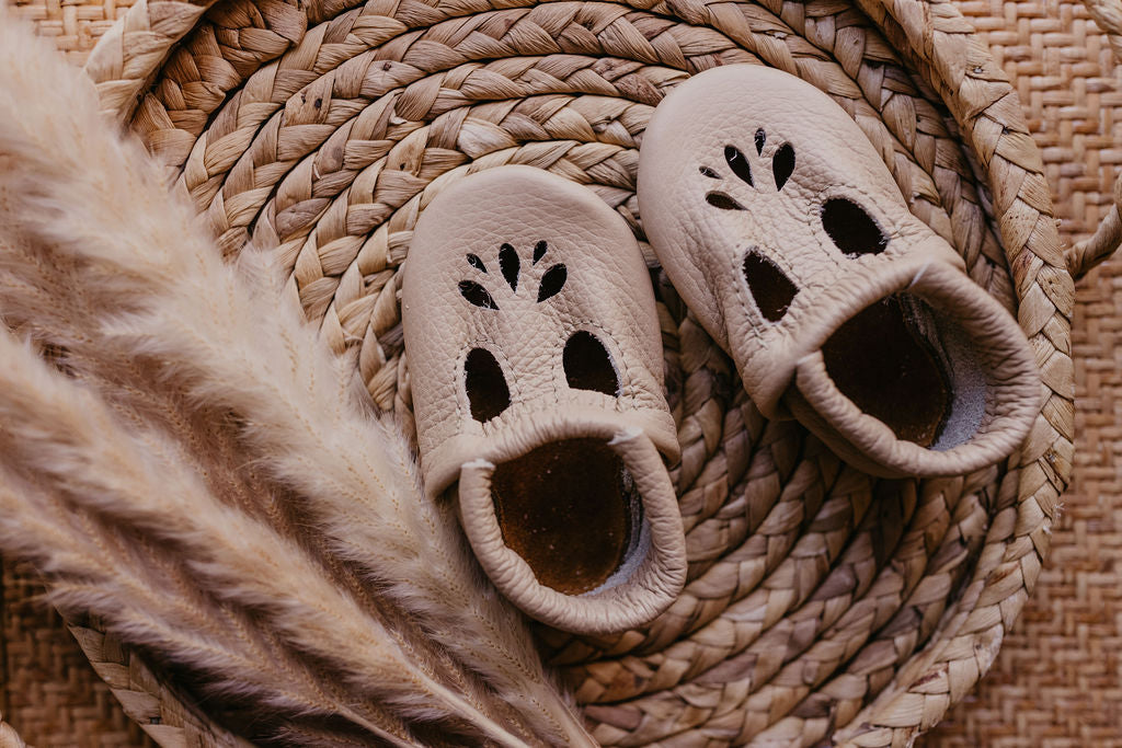 Flax LOTUS T-strap Shoes Baby and Toddler Baby Shoes Starry Knight Design