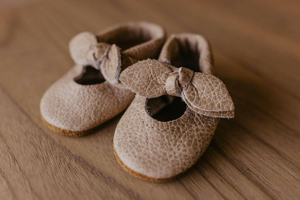 Latte BELLA JANES Shoes Baby and Toddler Baby Shoes Starry Knight Design Latte 00 ( tiny) 3.65"