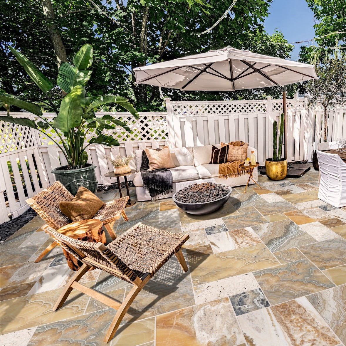 Storm Traonyx Antique Pattern Brushed Straight Edge - Livfloors Collection