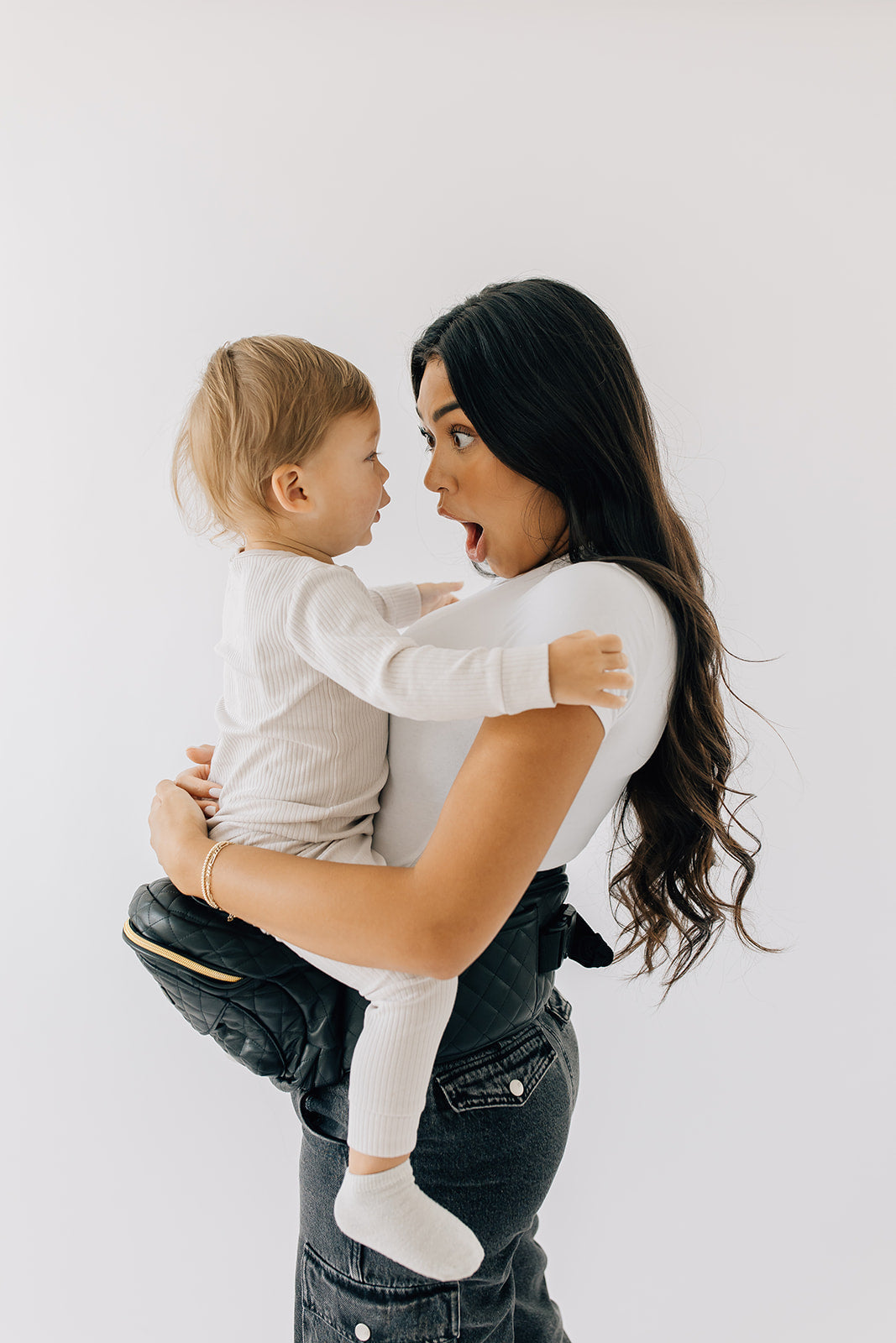 Tushbaby Hip Carrier Baby & Toddler Tushbaby