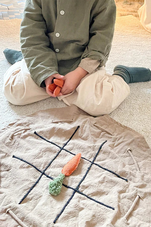 TIC-TAC-TOE Little Wonder & Co