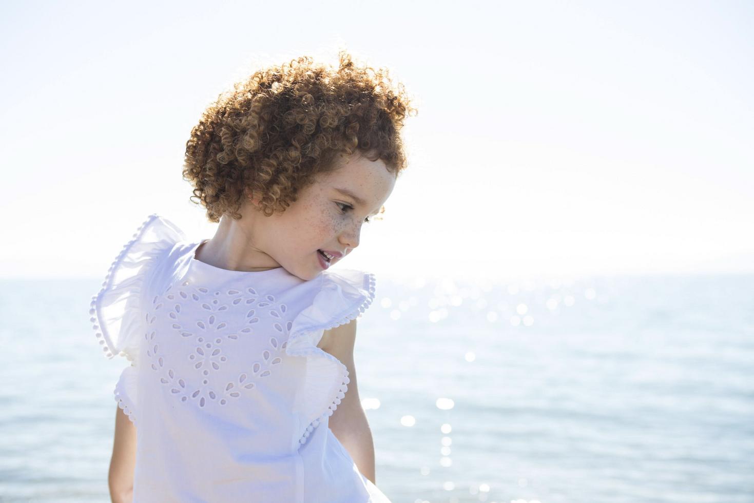 Flutter Sleeve Eyelet Top - White