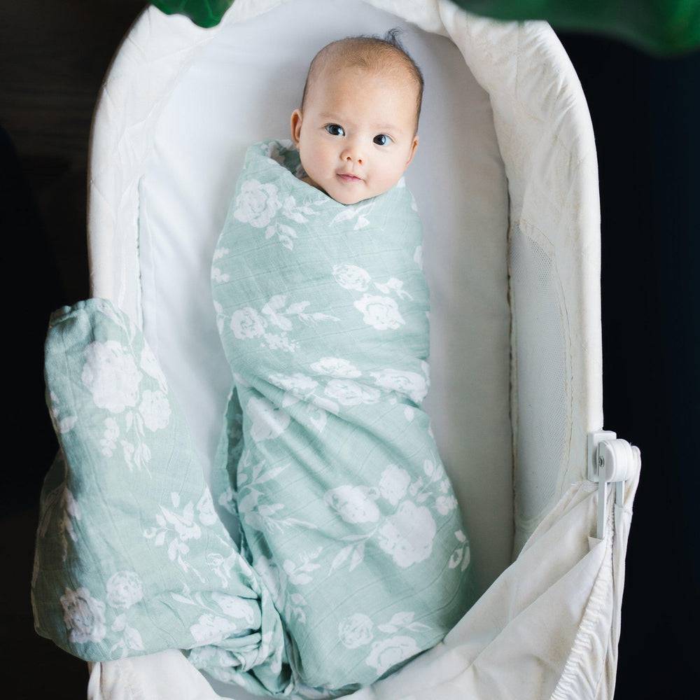 Muslin Swaddle Blanket Set Premium Cotton Vintage Floral + Modern Floral Swaddle Blanket Bebe au Lait