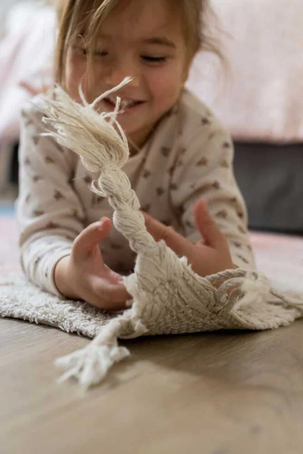 WASHABLE RUG RAMONA THE RADISH  Lorena Canals