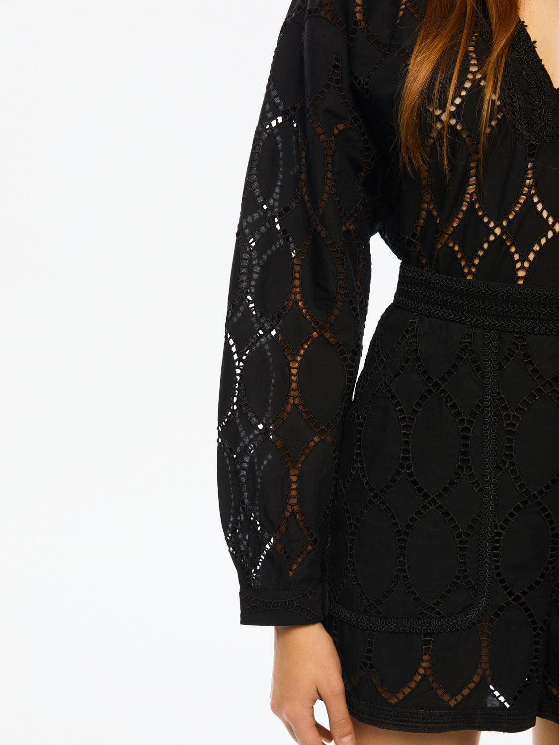 Embroidered Wide-Leg Shorts - Black