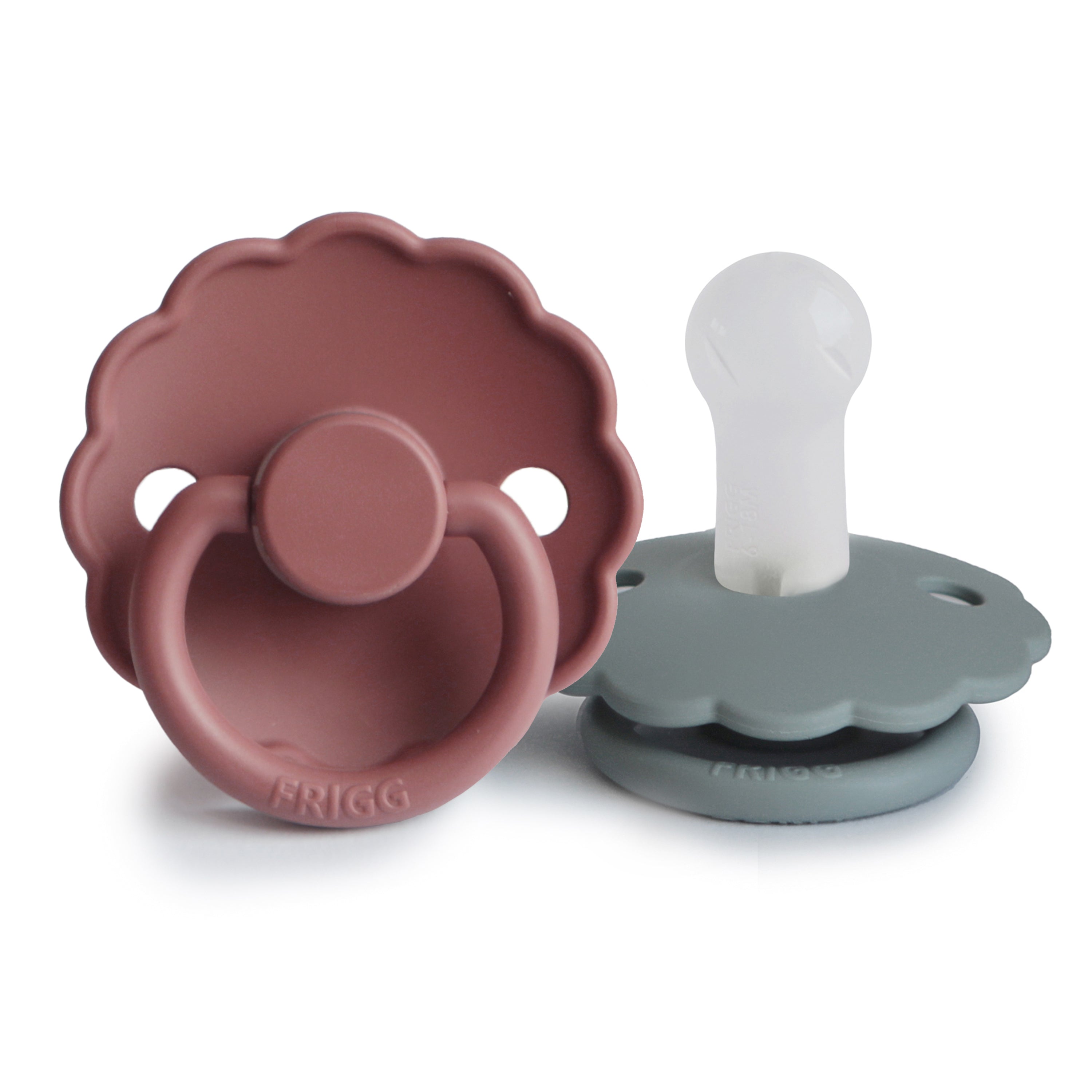 FRIGG Daisy Silicone Pacifier 2-Pack FRIGG PACIFIERS Mushie Woodchuck/French Gray 6-18 months