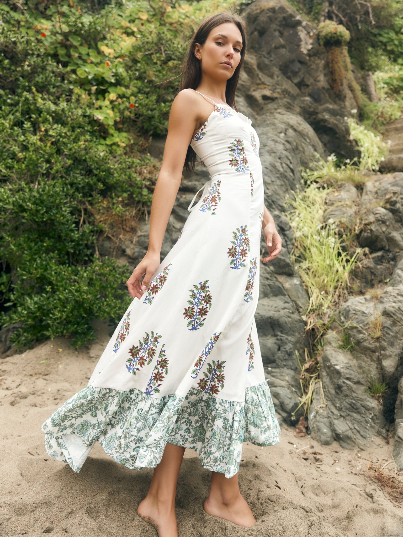 Octavia Dress - White with Bouquets