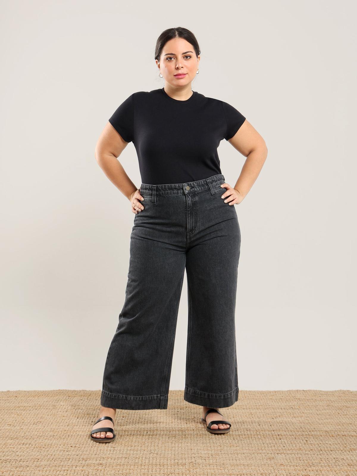 Aziz Tee - Black