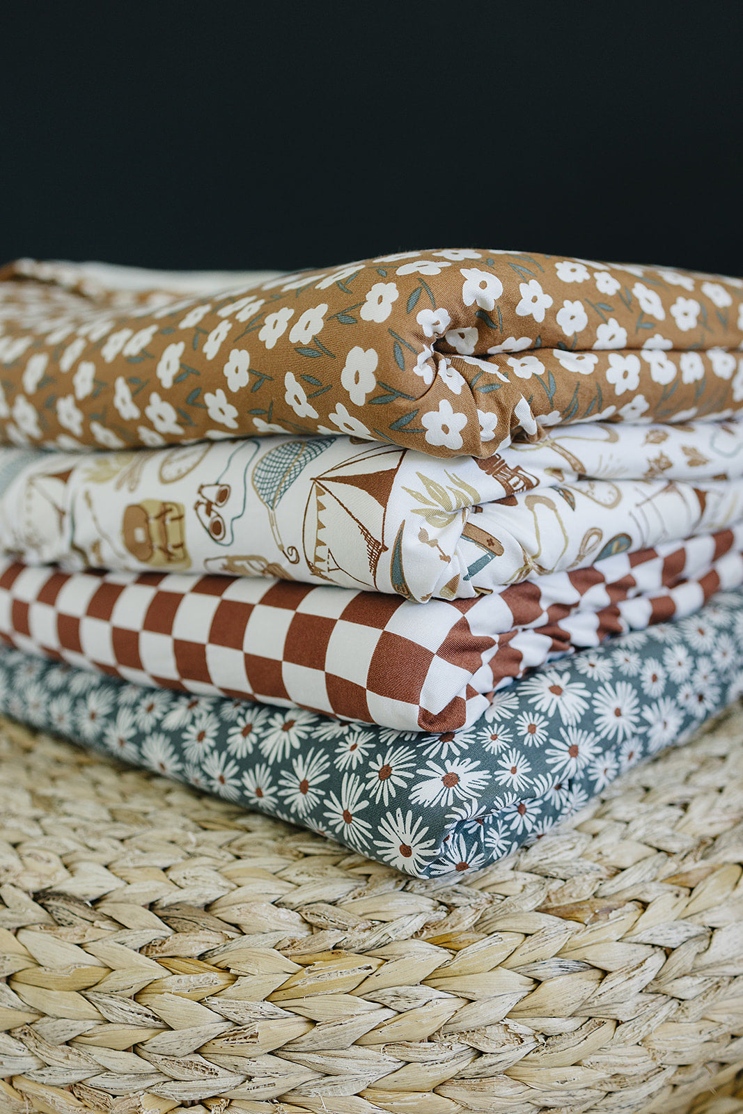 Dark Green Daisy Bamboo Fleece Quilt Mebie Baby