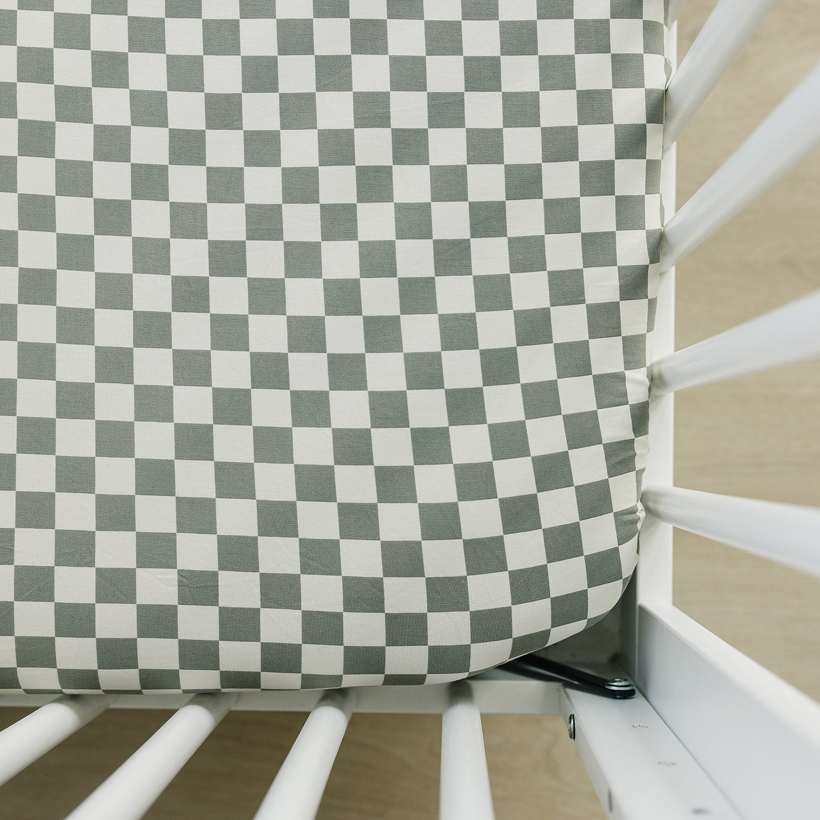 Light Green Checkered Bamboo Stretch Crib Sheet Mebie Baby