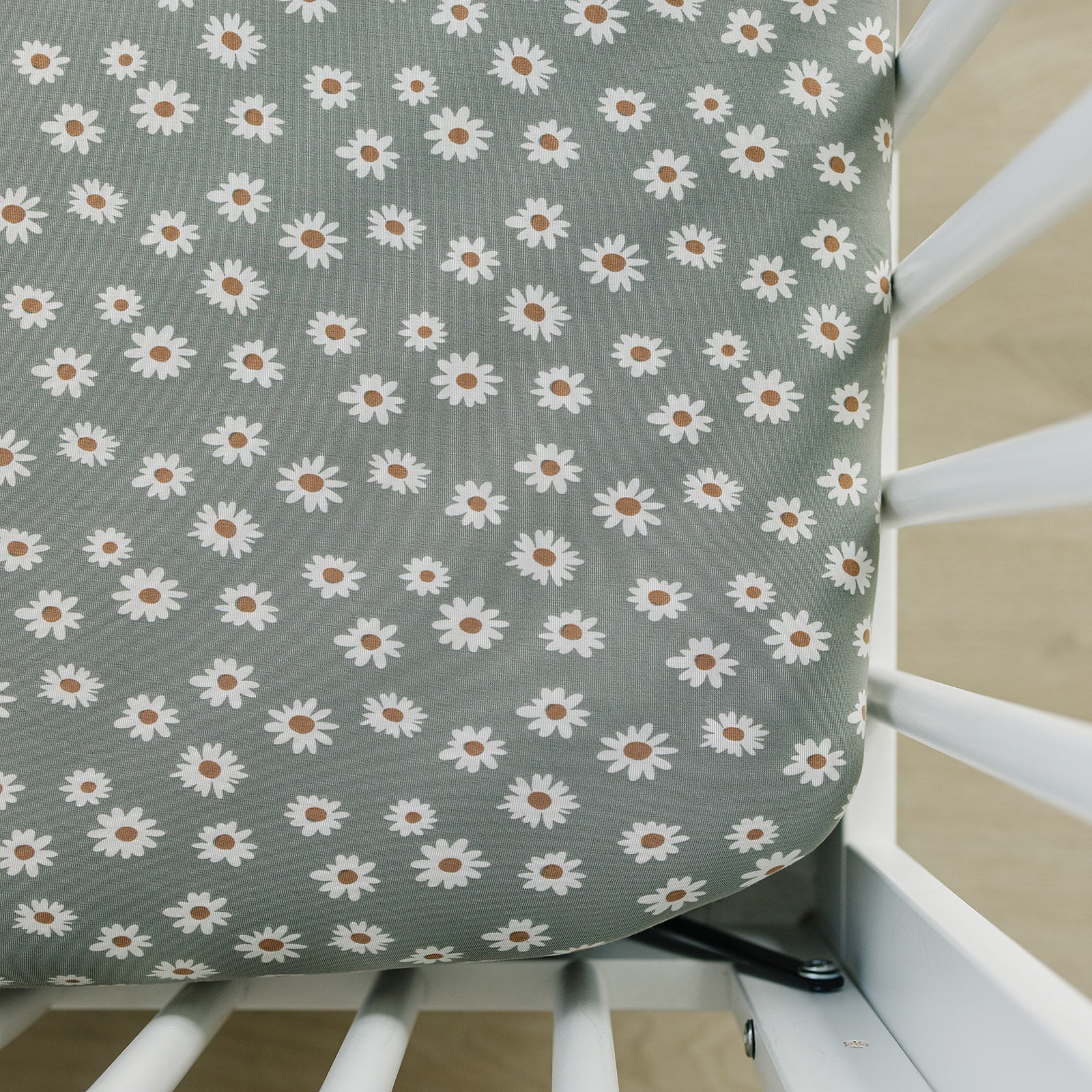 Light Green Daisy Bamboo Stretch Crib Sheet Mebie Baby
